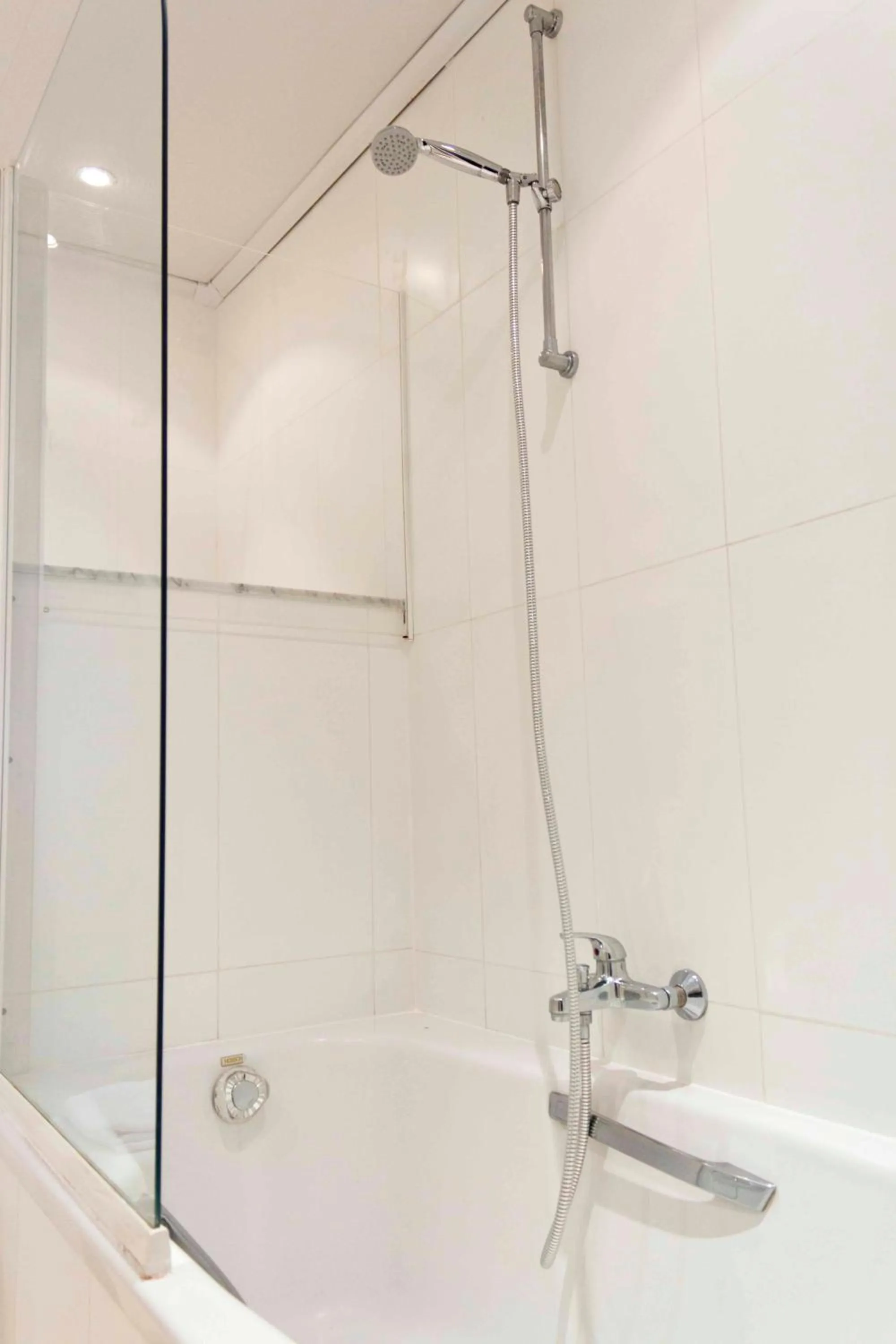 Bathroom in Hotel De Croone