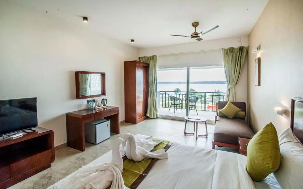 Bedroom, Bed in Hotel Sonar Bangla Taki