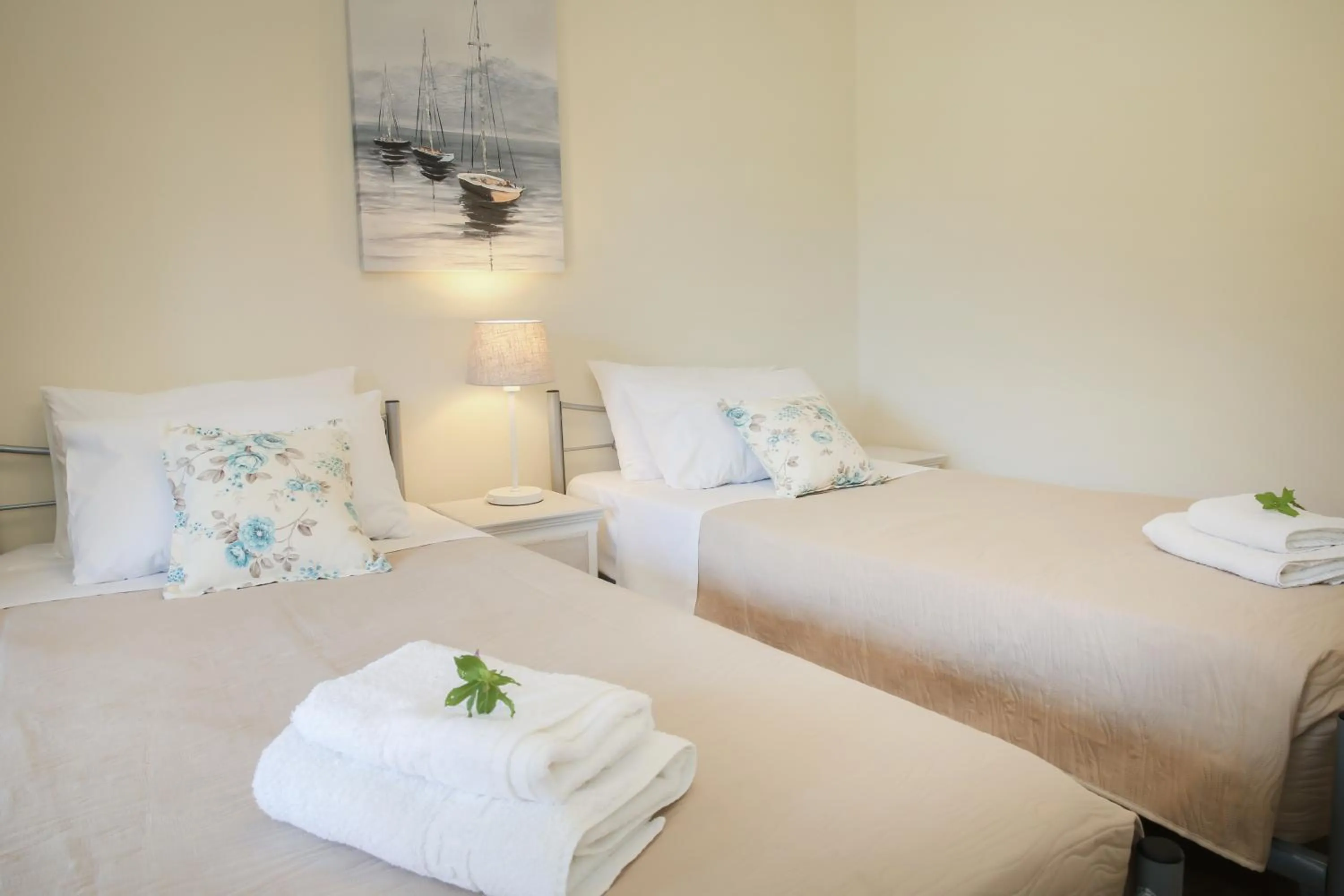 Bedroom, Bed in Navigator Villas - Houses