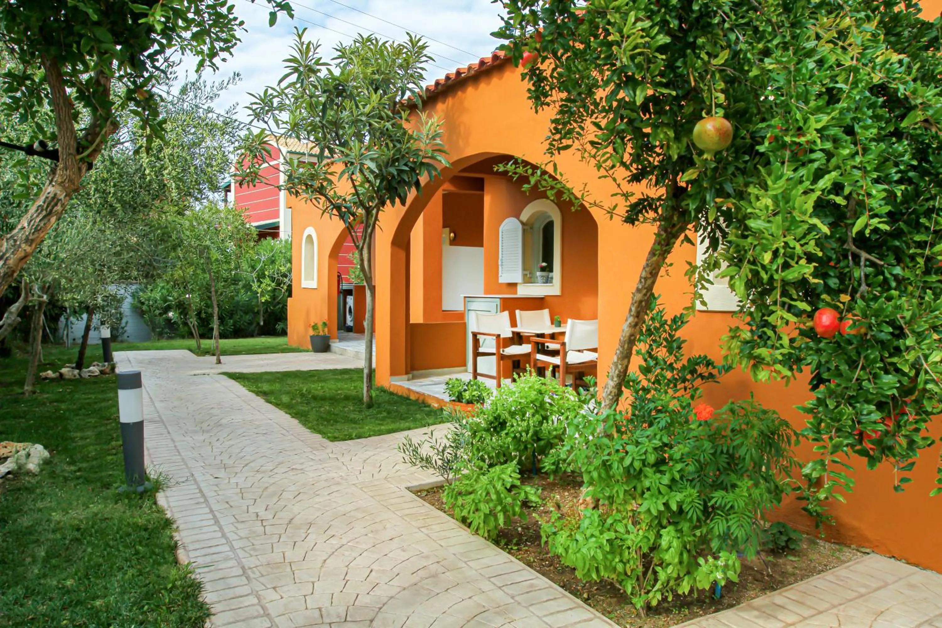 Garden in Navigator Villas - Houses