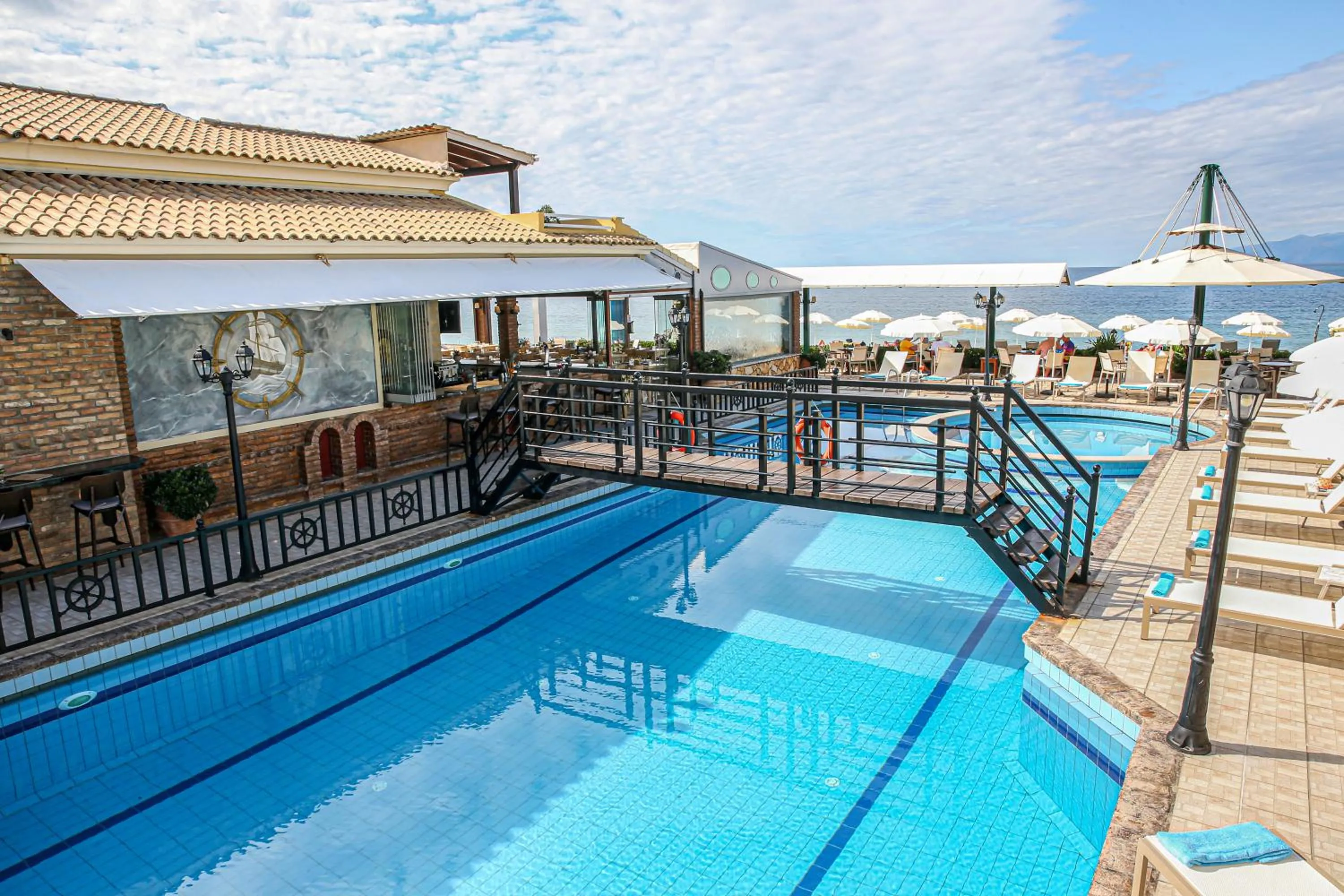Restaurant/places to eat in Navigator Villas - Houses