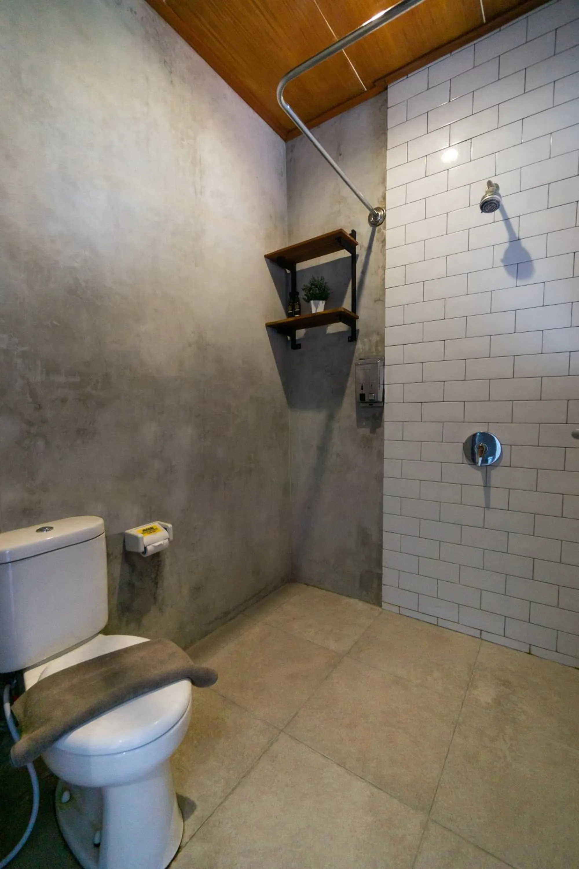 Shower in Interconnection Hostel