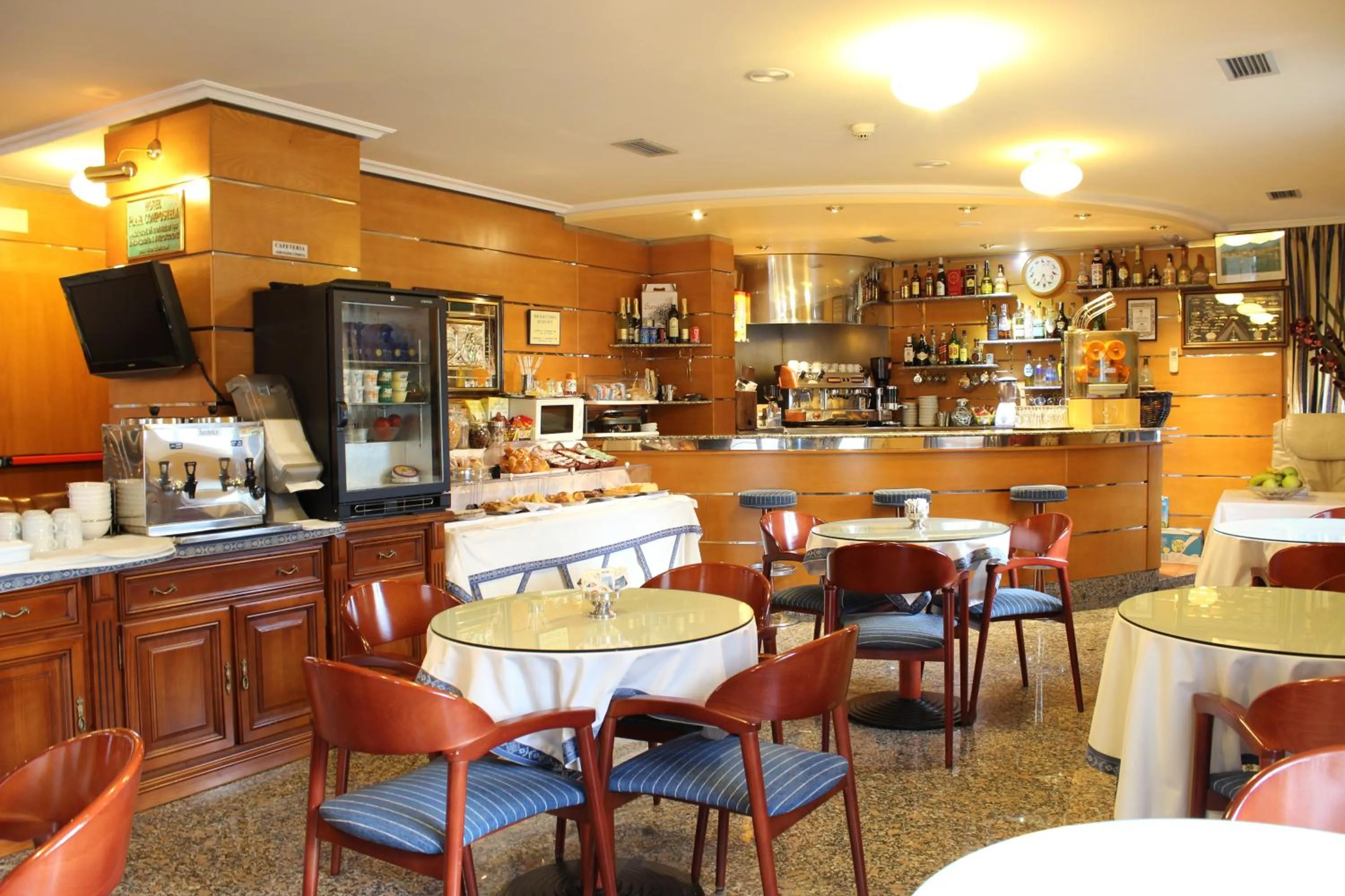 Lounge or bar in Hotel Playa Compostela