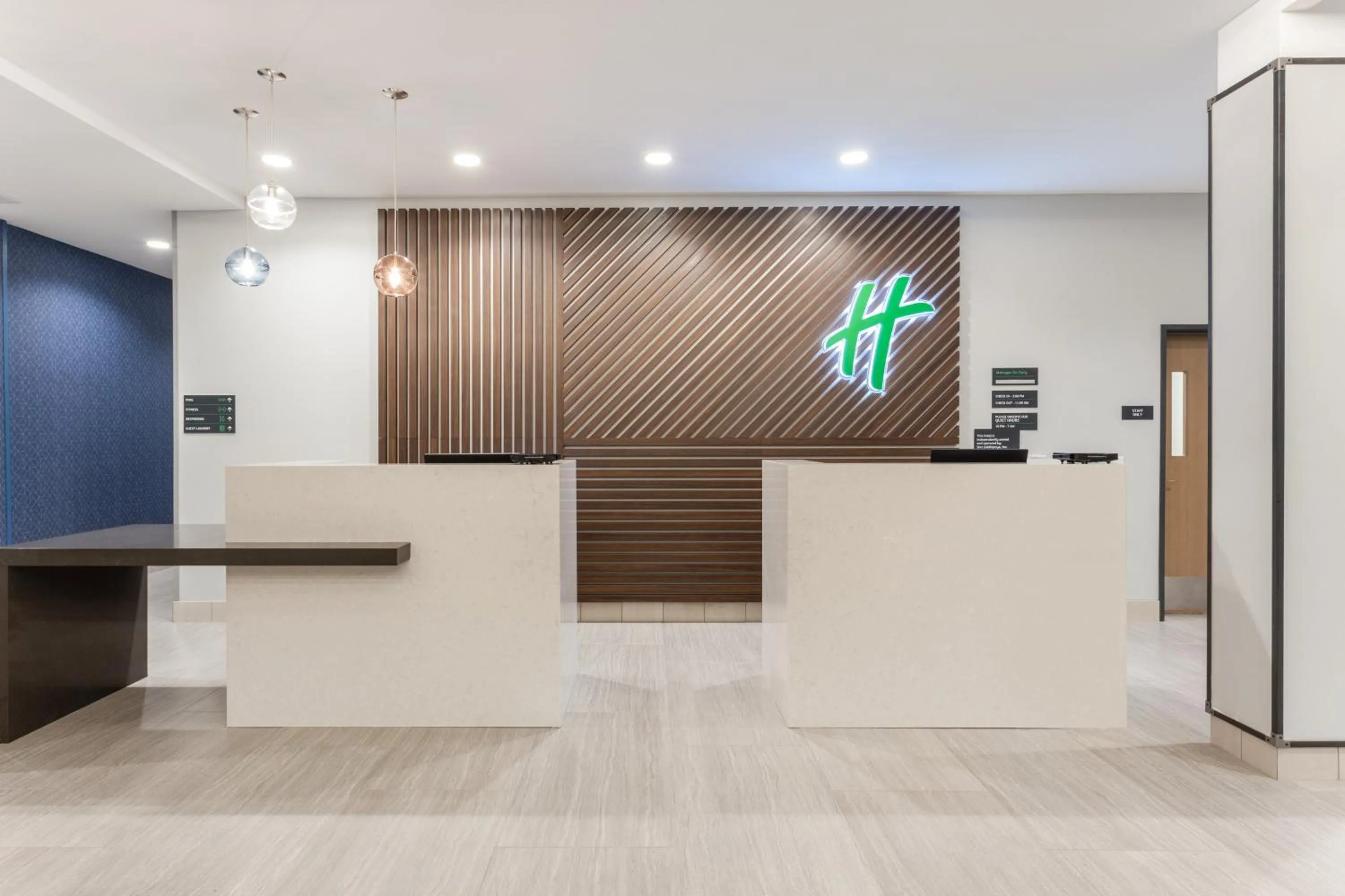 Property building in Holiday Inn & Suites Cedar Falls-Waterloo Event Ctr by IHG