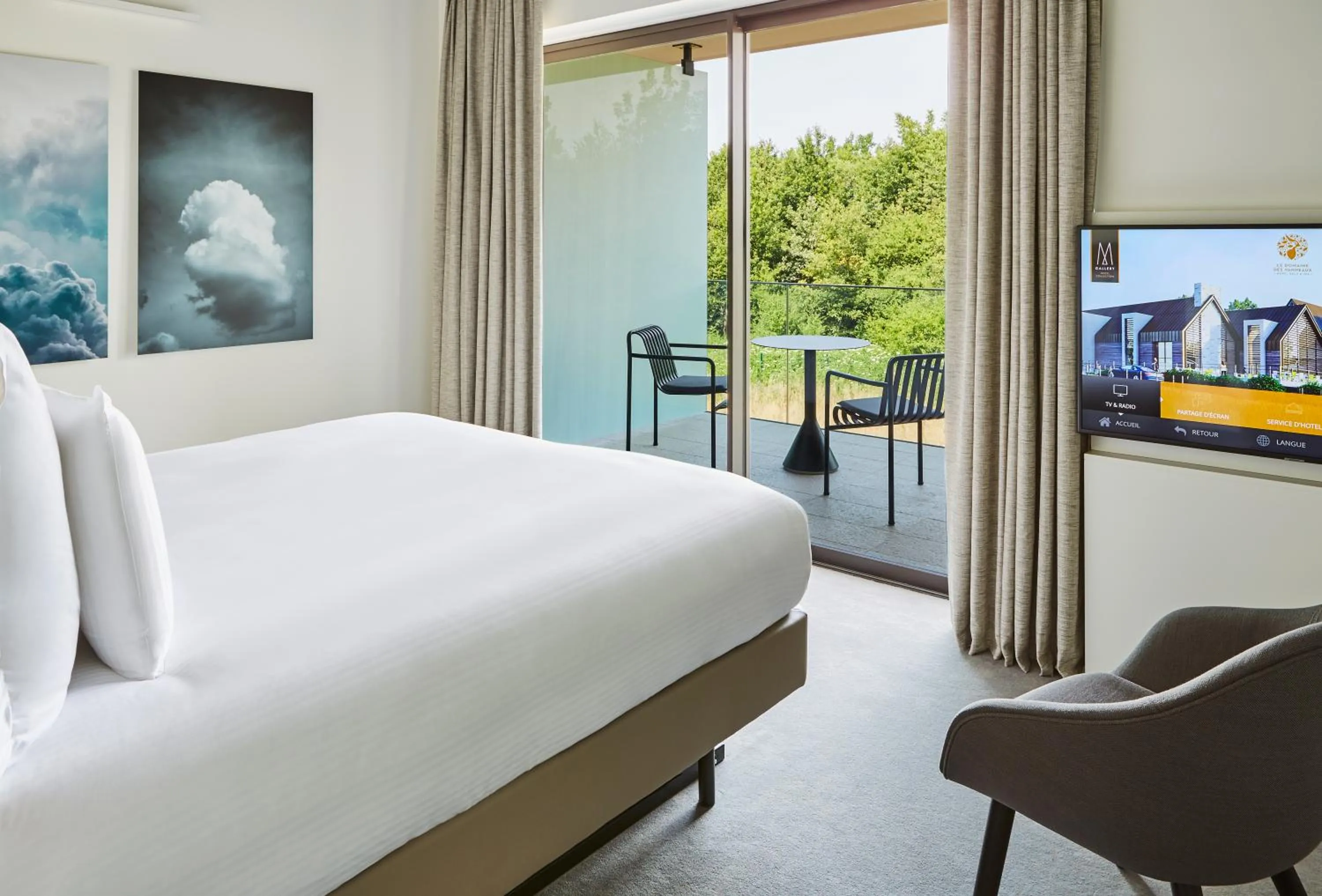 Bed in Le Domaine des Vanneaux Golf & Spa L'Isle Adam - MGallery Collection