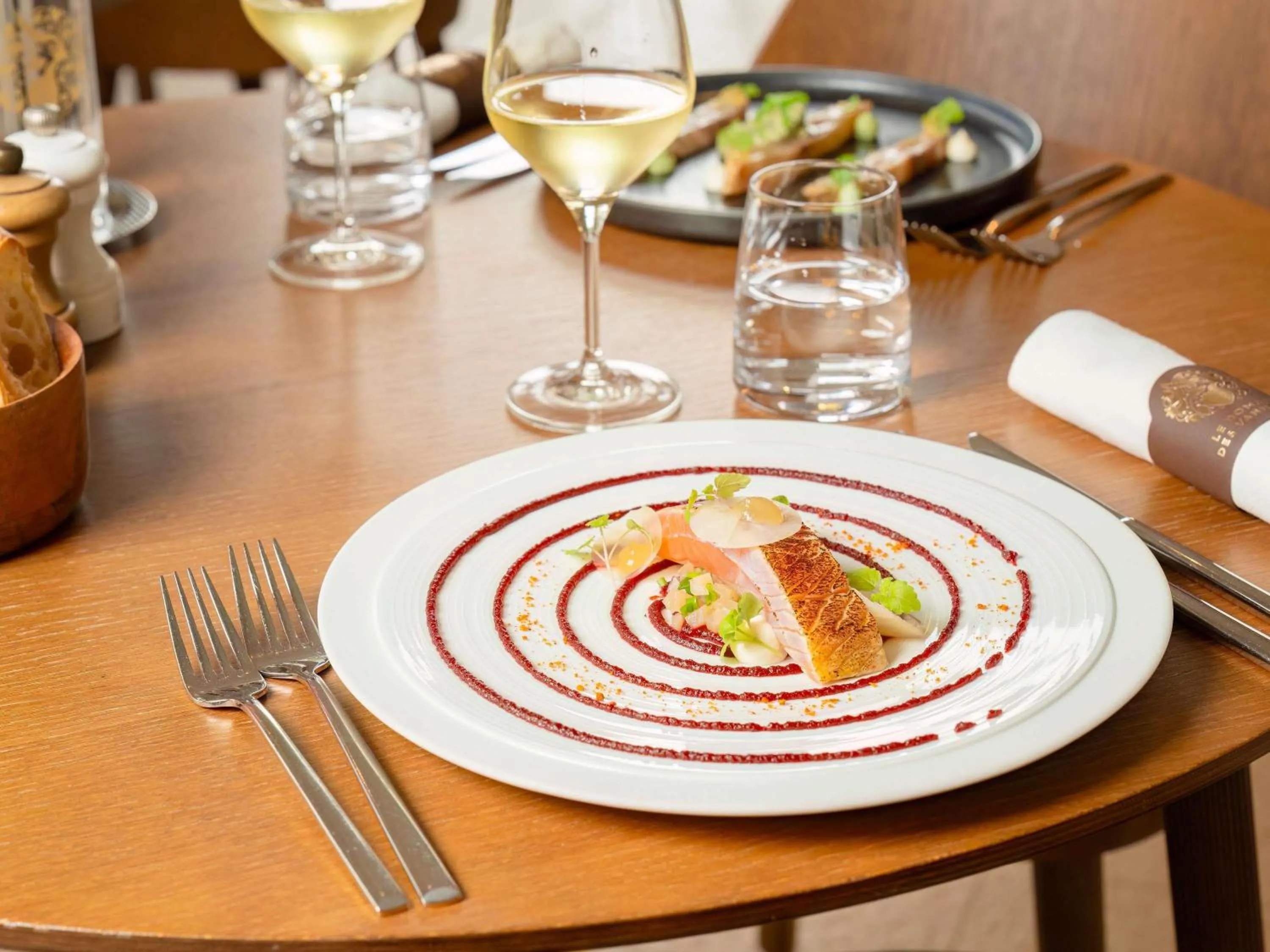 Restaurant/places to eat in Le Domaine des Vanneaux Golf & Spa L'Isle Adam - MGallery Collection