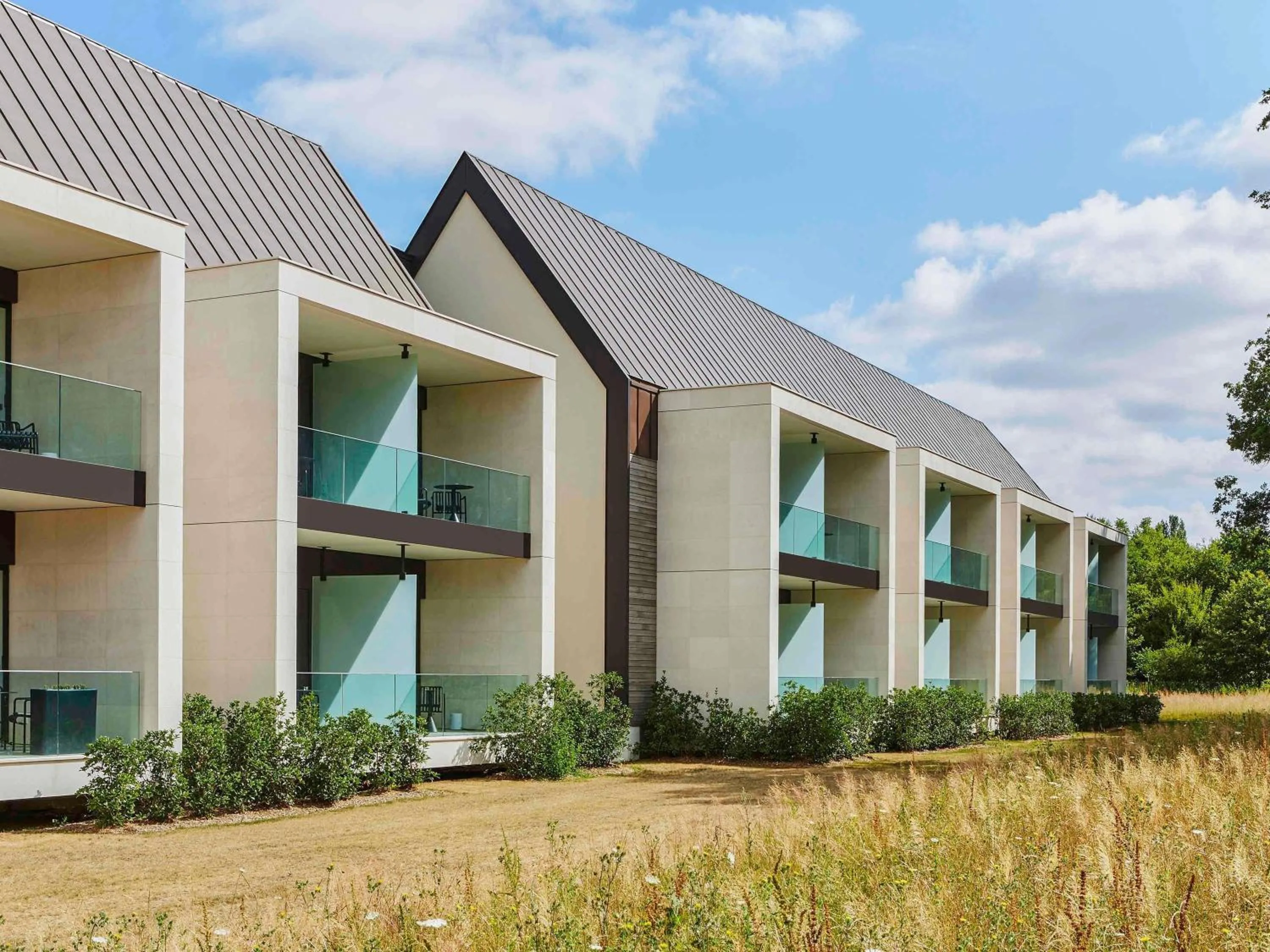 Property building in Le Domaine des Vanneaux Golf & Spa L'Isle Adam - MGallery Collection