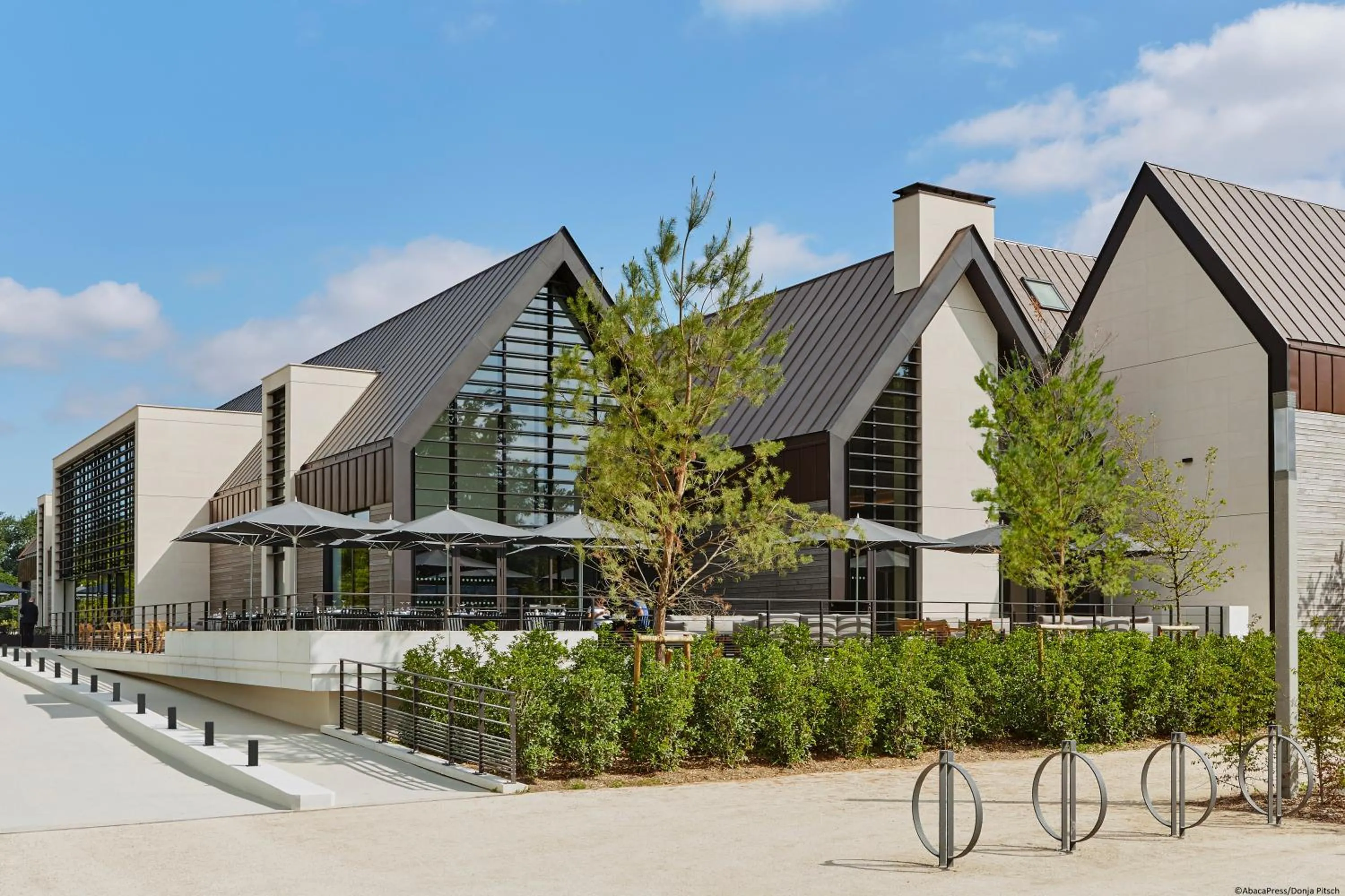 Property building in Le Domaine des Vanneaux Golf & Spa L'Isle Adam - MGallery Collection