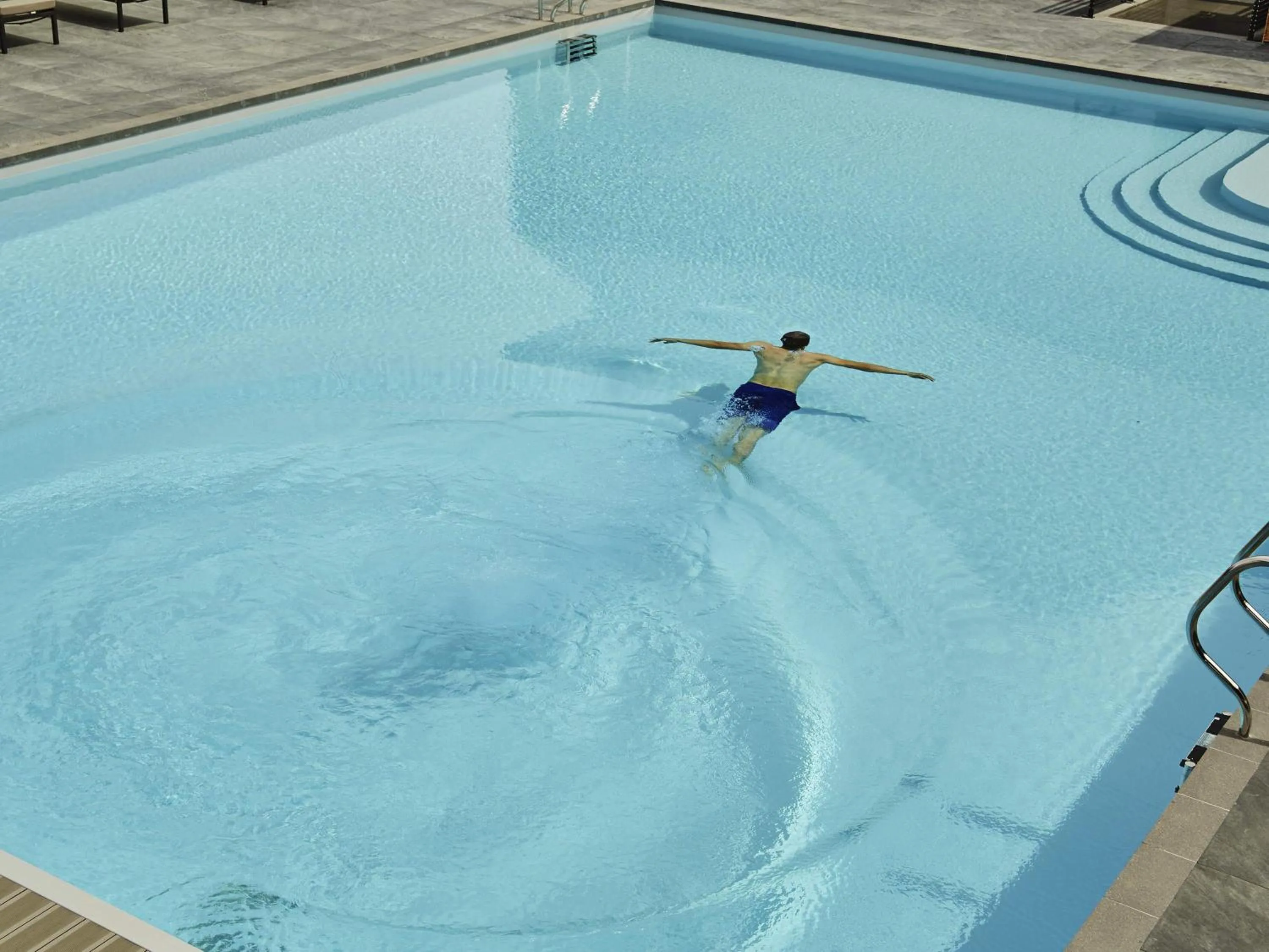 Pool view in Le Domaine des Vanneaux Golf & Spa L'Isle Adam - MGallery Collection