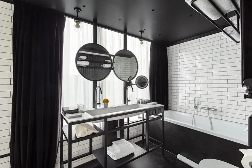 Bathroom in The Bridge Wroclaw - MGallery