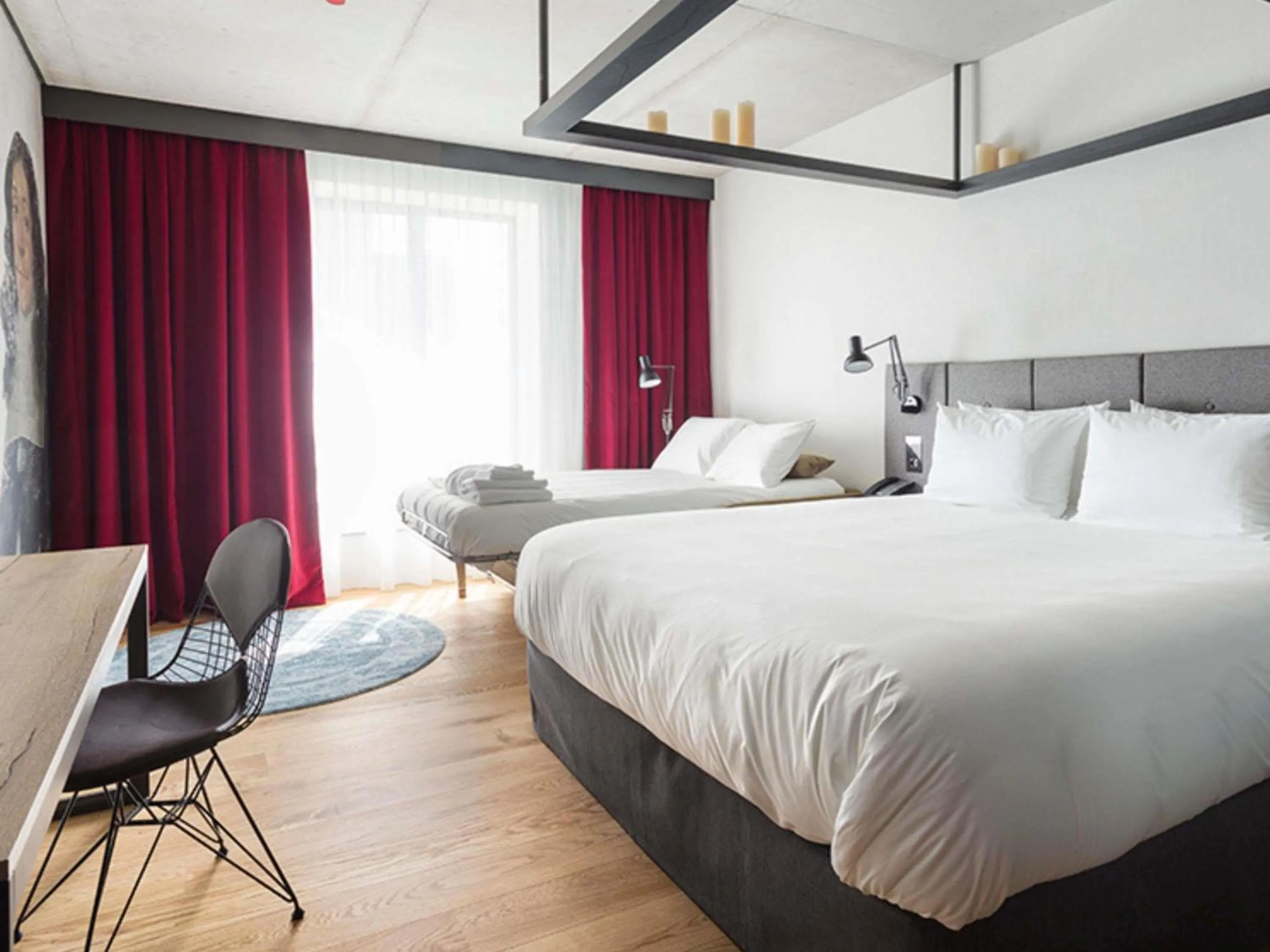 Bedroom, Bed in The Bridge Wroclaw - MGallery