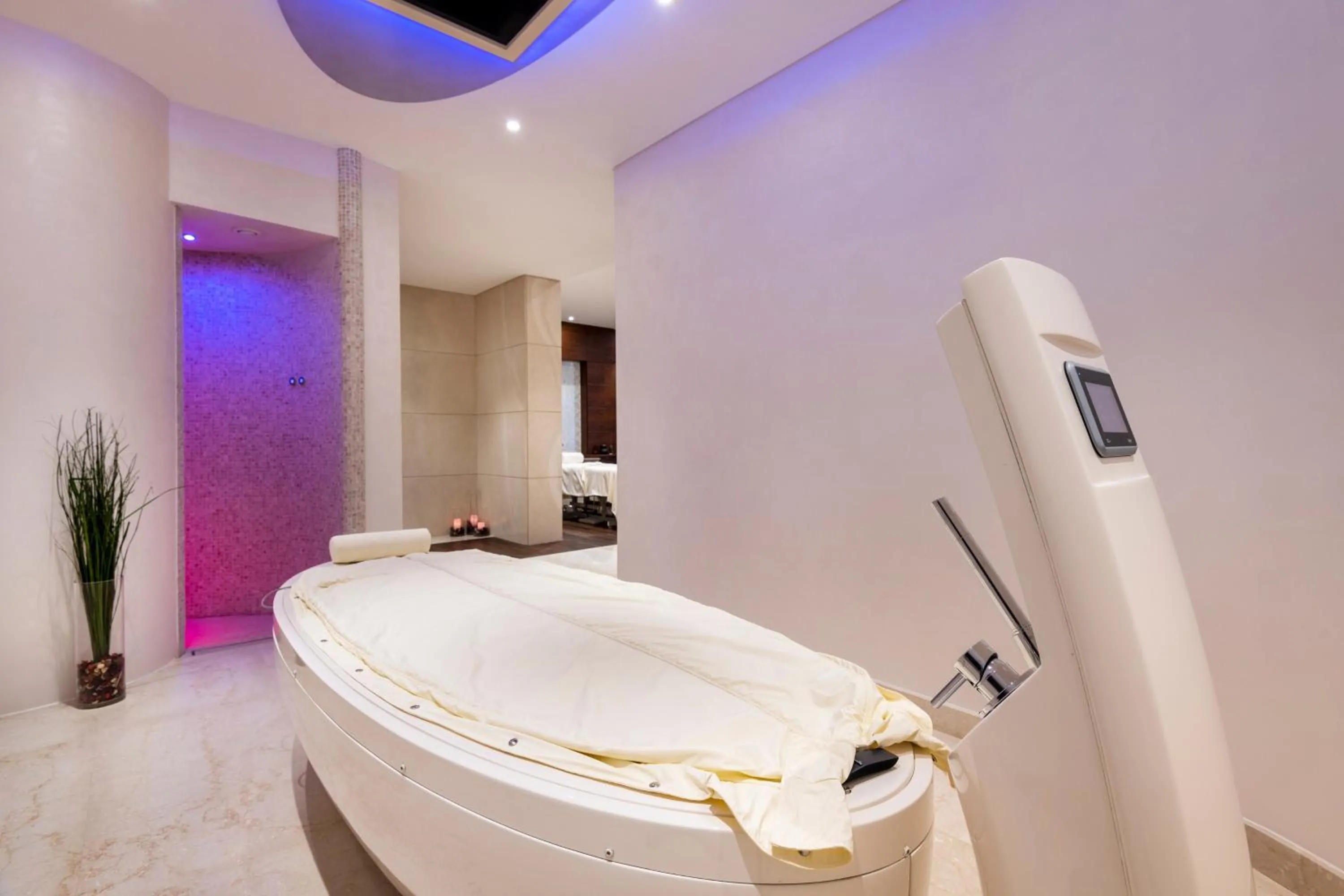 Spa and wellness centre/facilities in Al Messila, A Luxury Collection Resort & Spa, Doha