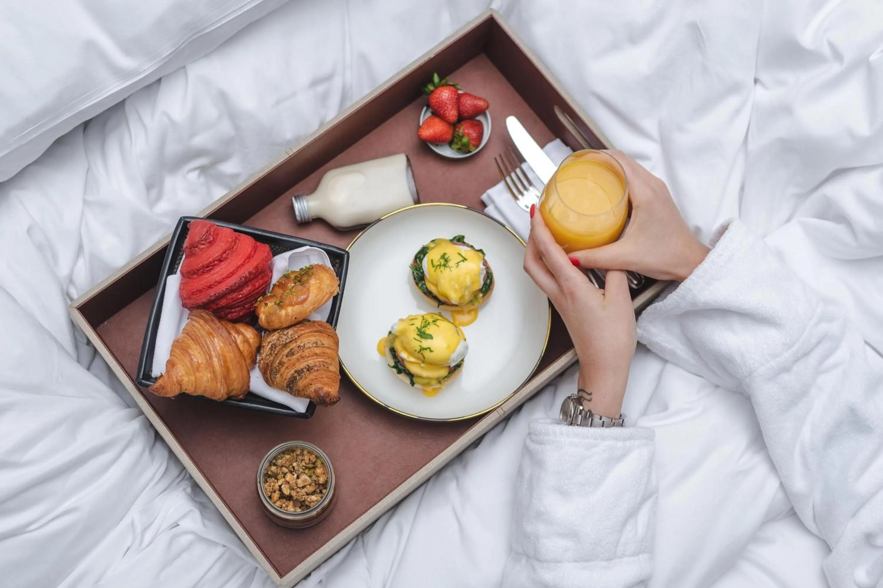 Breakfast, Bed in Al Messila, A Luxury Collection Resort & Spa, Doha