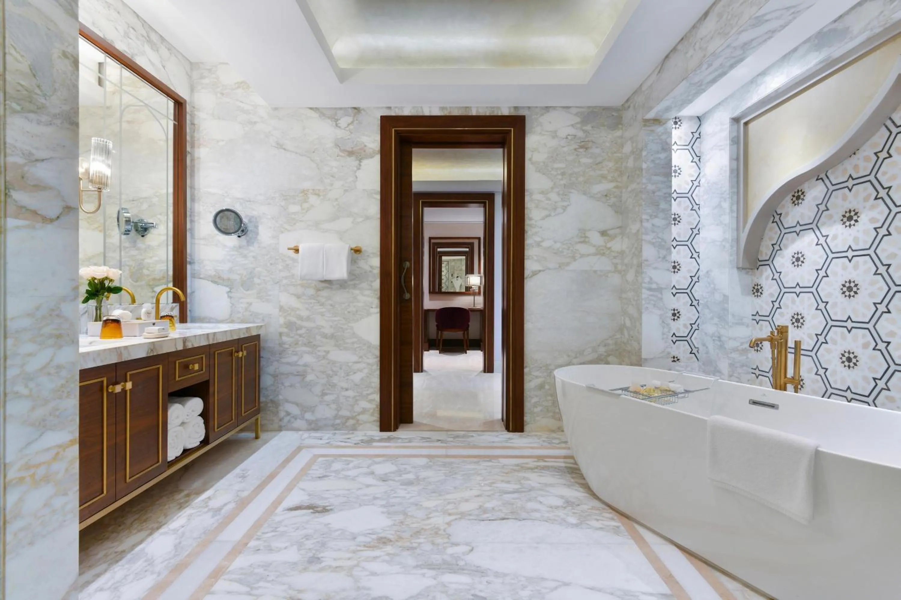 Bathroom in Al Messila, A Luxury Collection Resort & Spa, Doha
