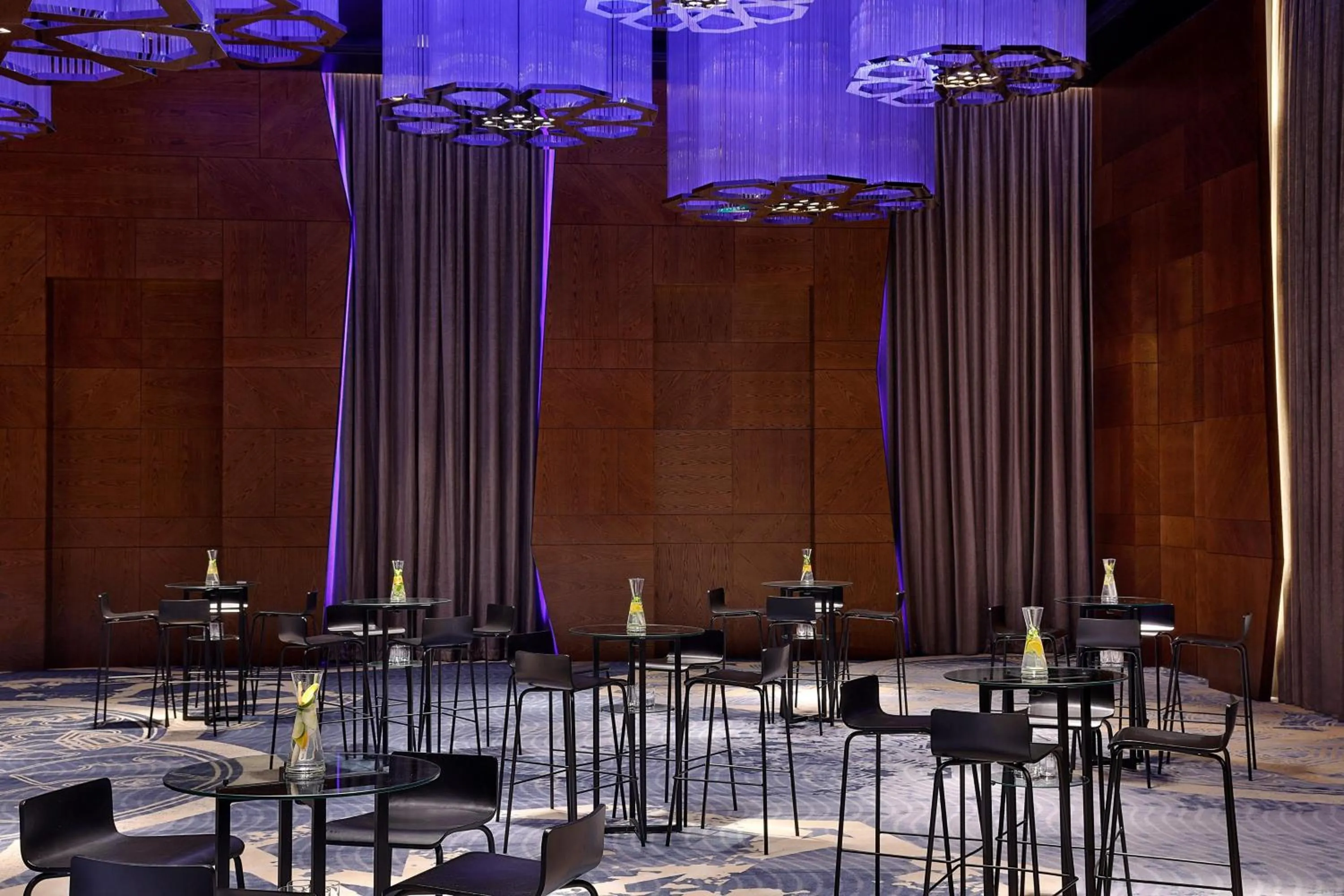 Lobby or reception in W Muscat