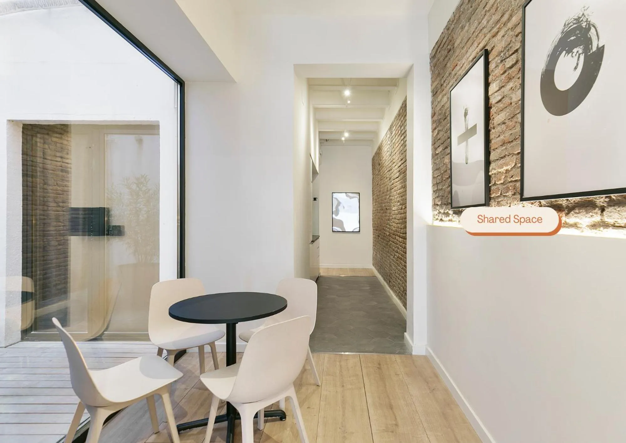 Communal kitchen in Arte Suites by Olala Homes