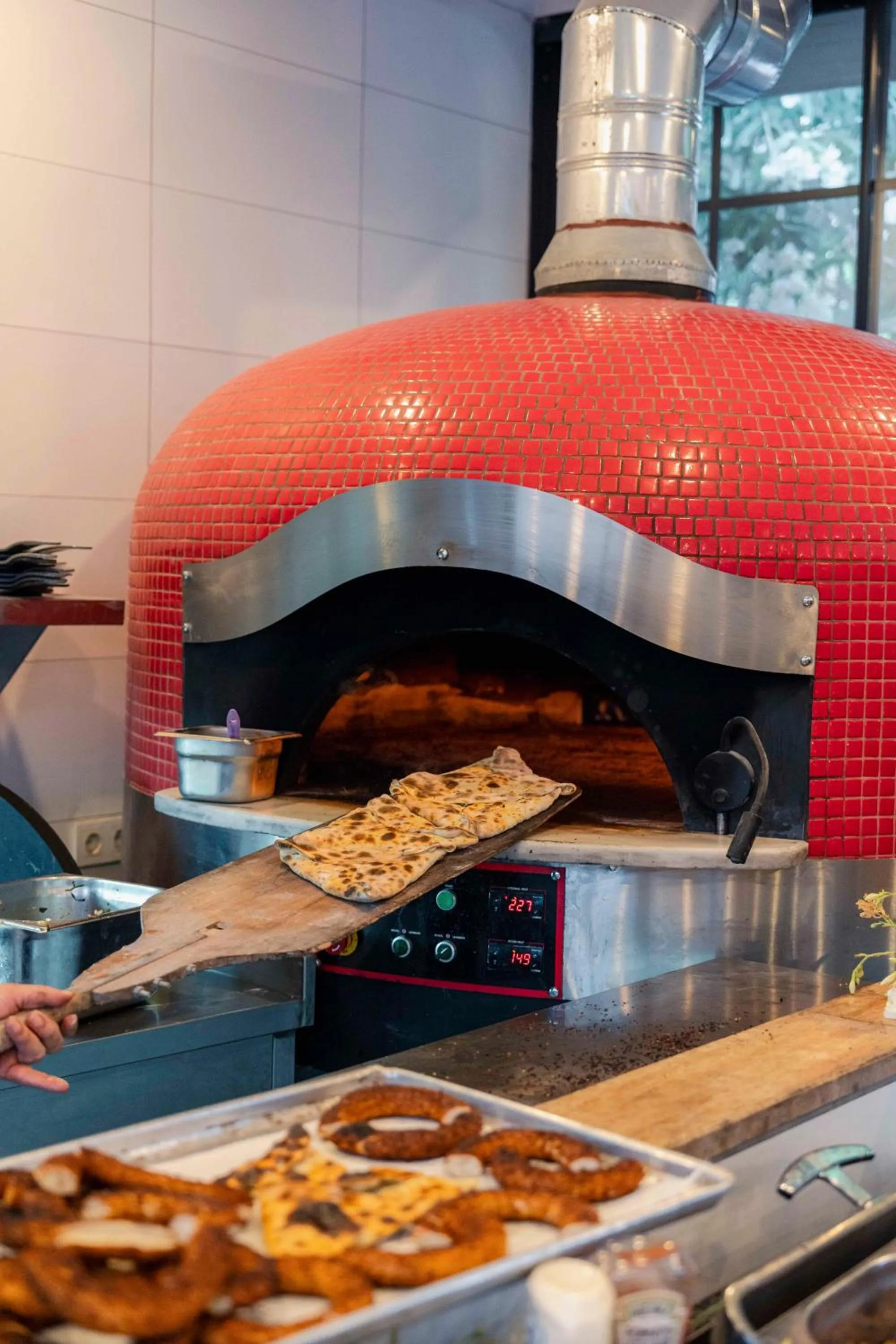 Restaurant/places to eat in Tonoz Beach Hotel