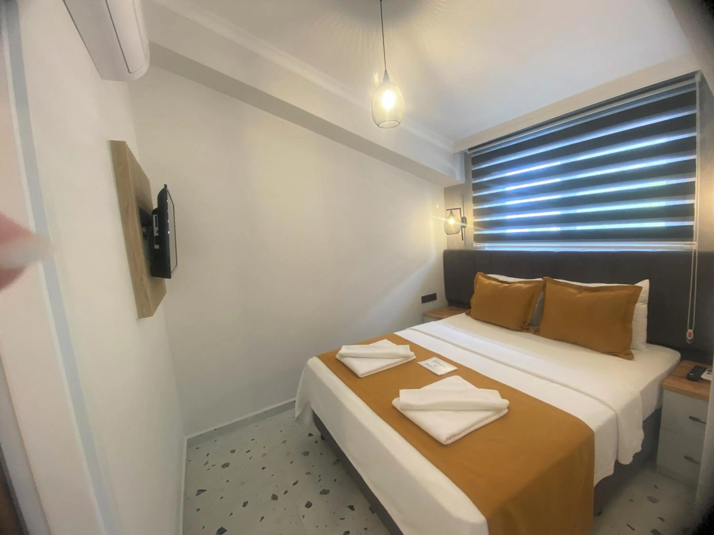 Bedroom, Bed in Tonoz Beach Hotel