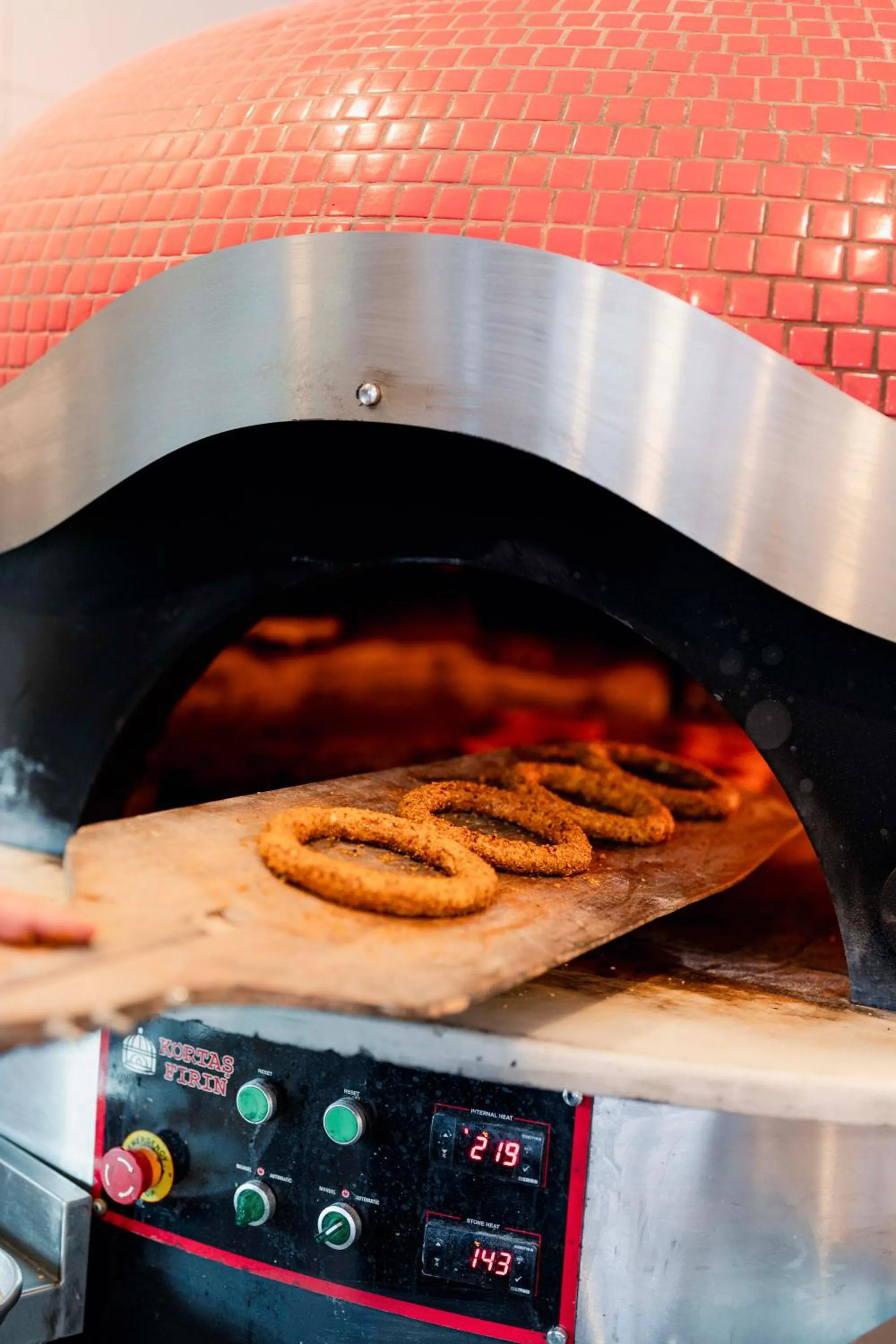 Restaurant/places to eat in Tonoz Beach Hotel