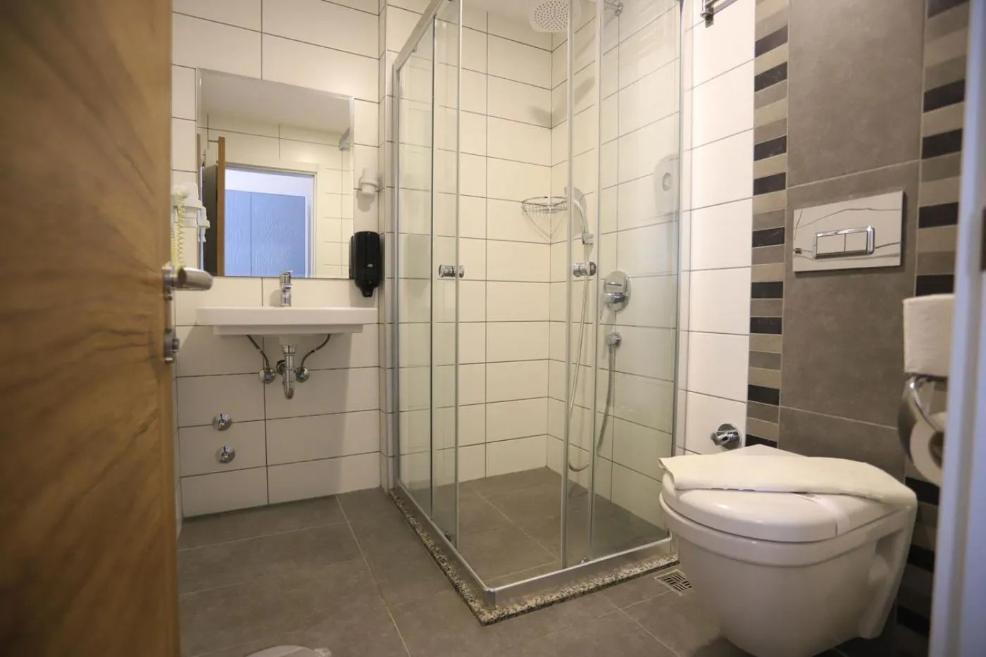 Bathroom in Tonoz Beach Hotel