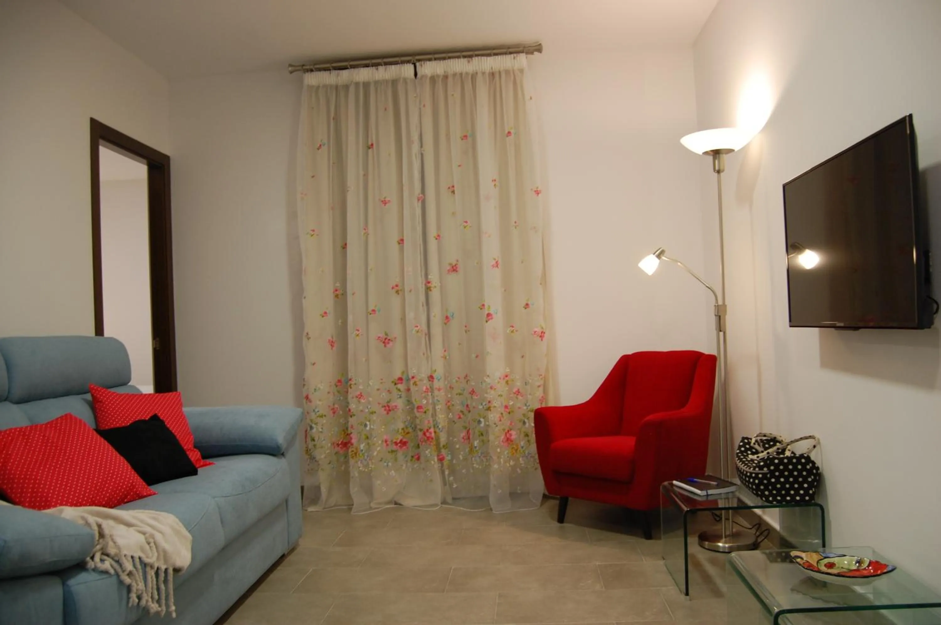 TV and multimedia in ALHAJAS DE CORDOBA