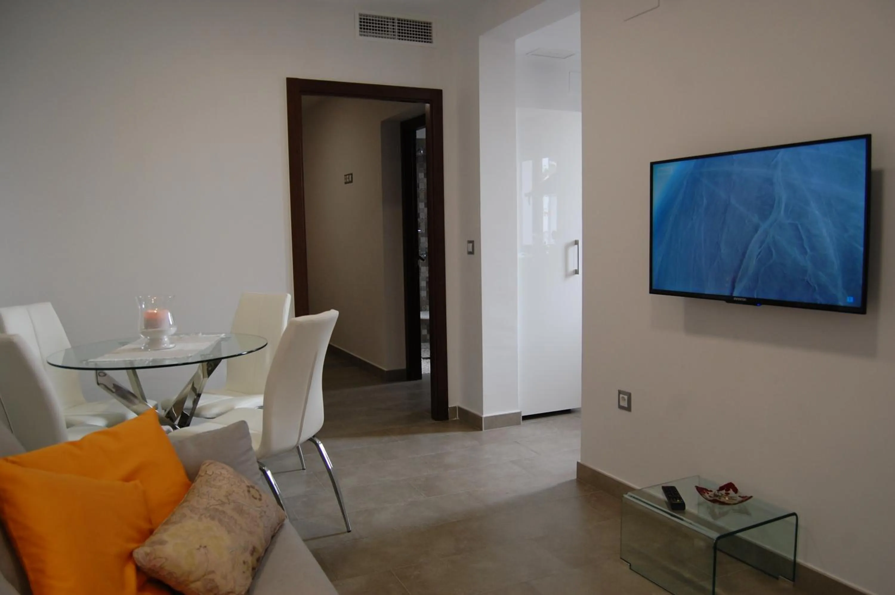 Communal lounge/ TV room in ALHAJAS DE CORDOBA