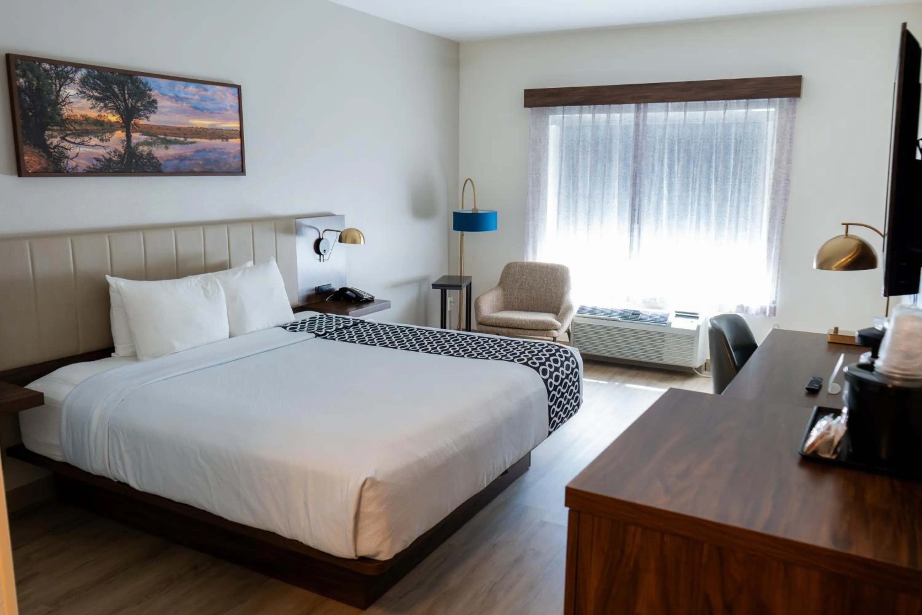 Bed in La Quinta by Wyndham Dallas Mesquite