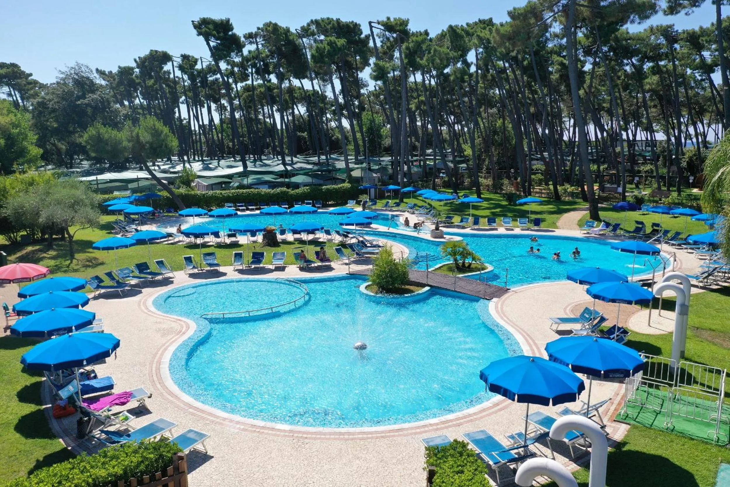 Swimming pool in Settebello Village
