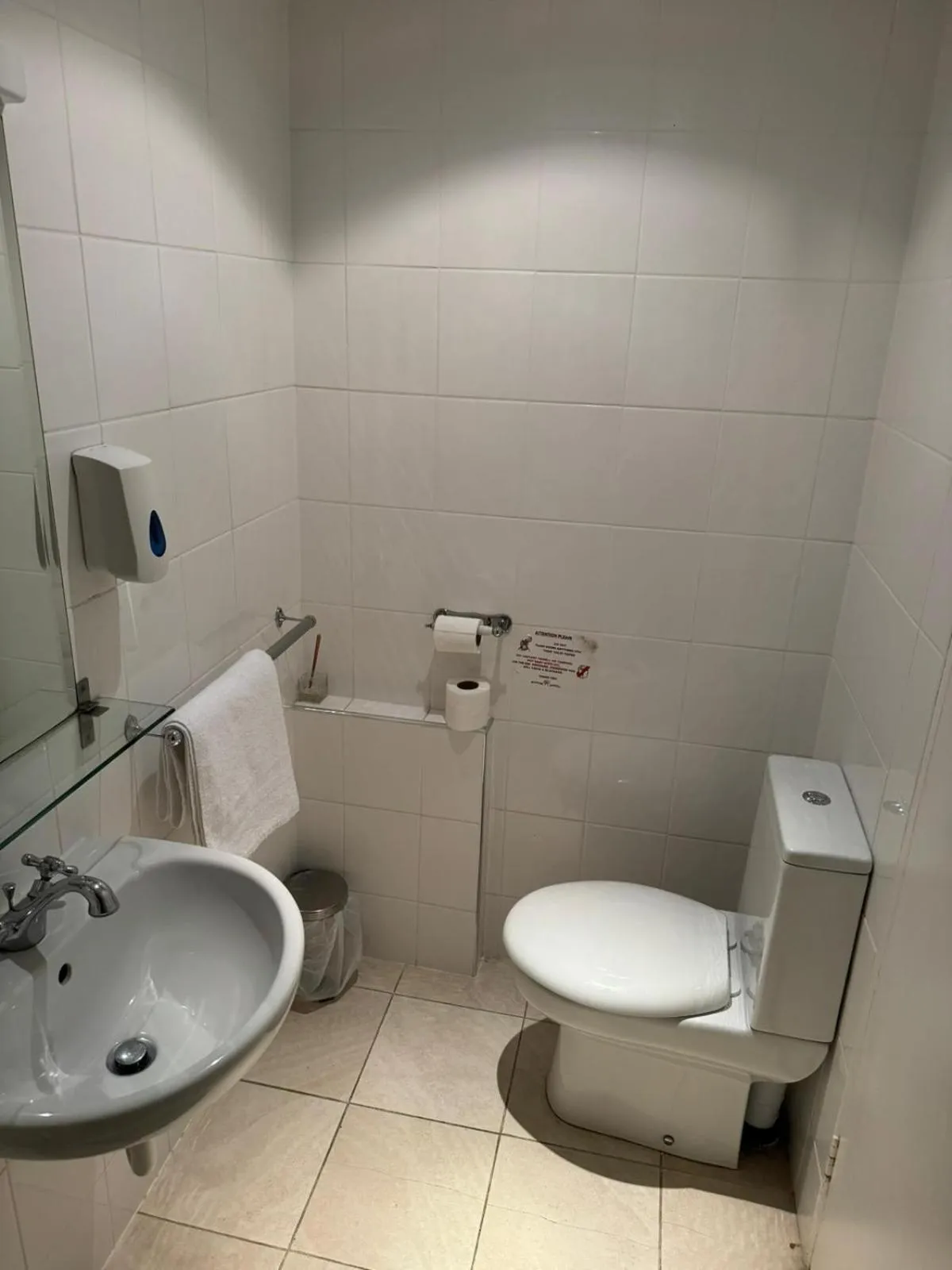 Toilet in Manor Hotel