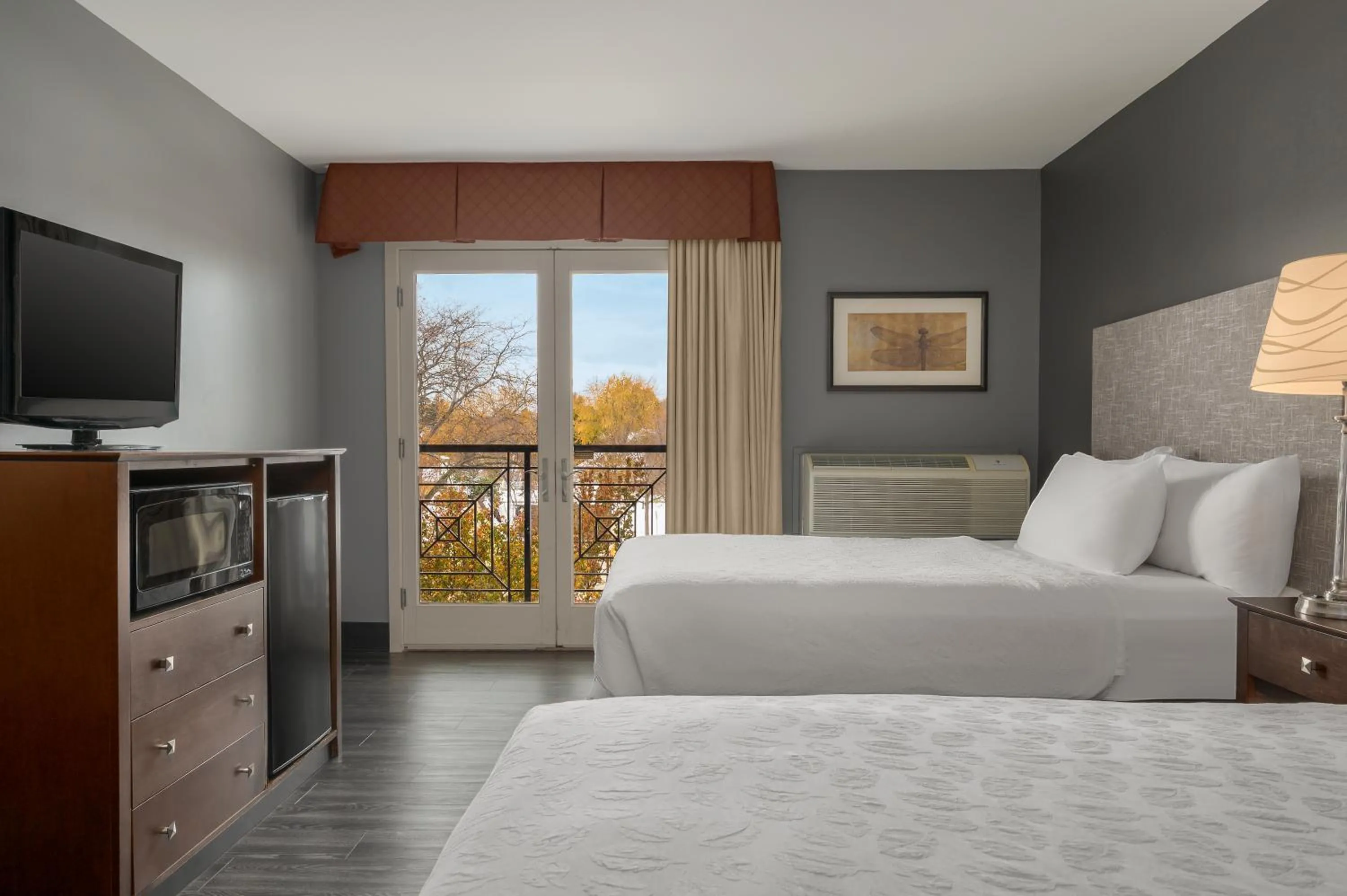 Balcony/Terrace, Bed in The Inn On Sheridan