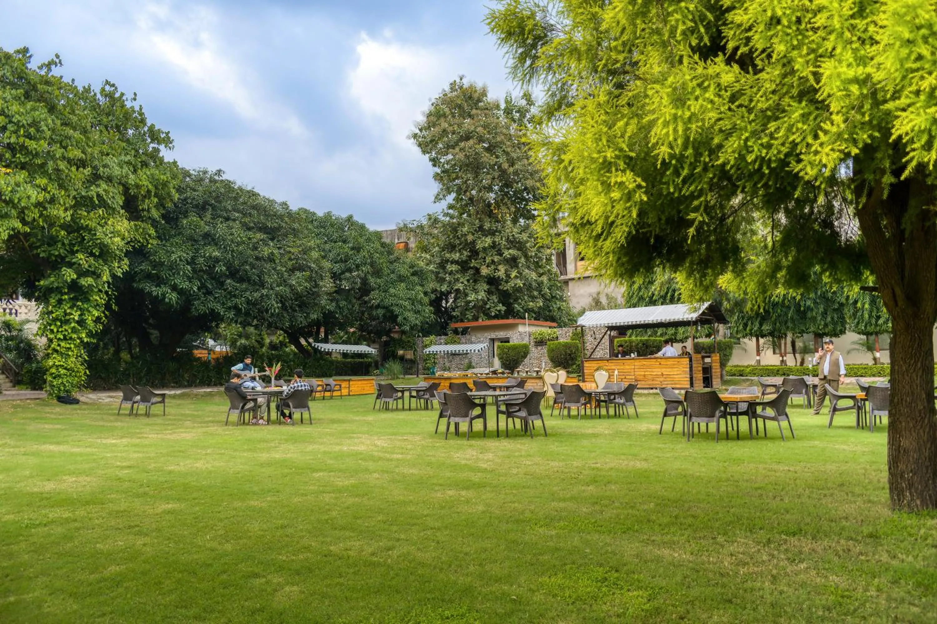 Seating area in Manu Maharani Resort
