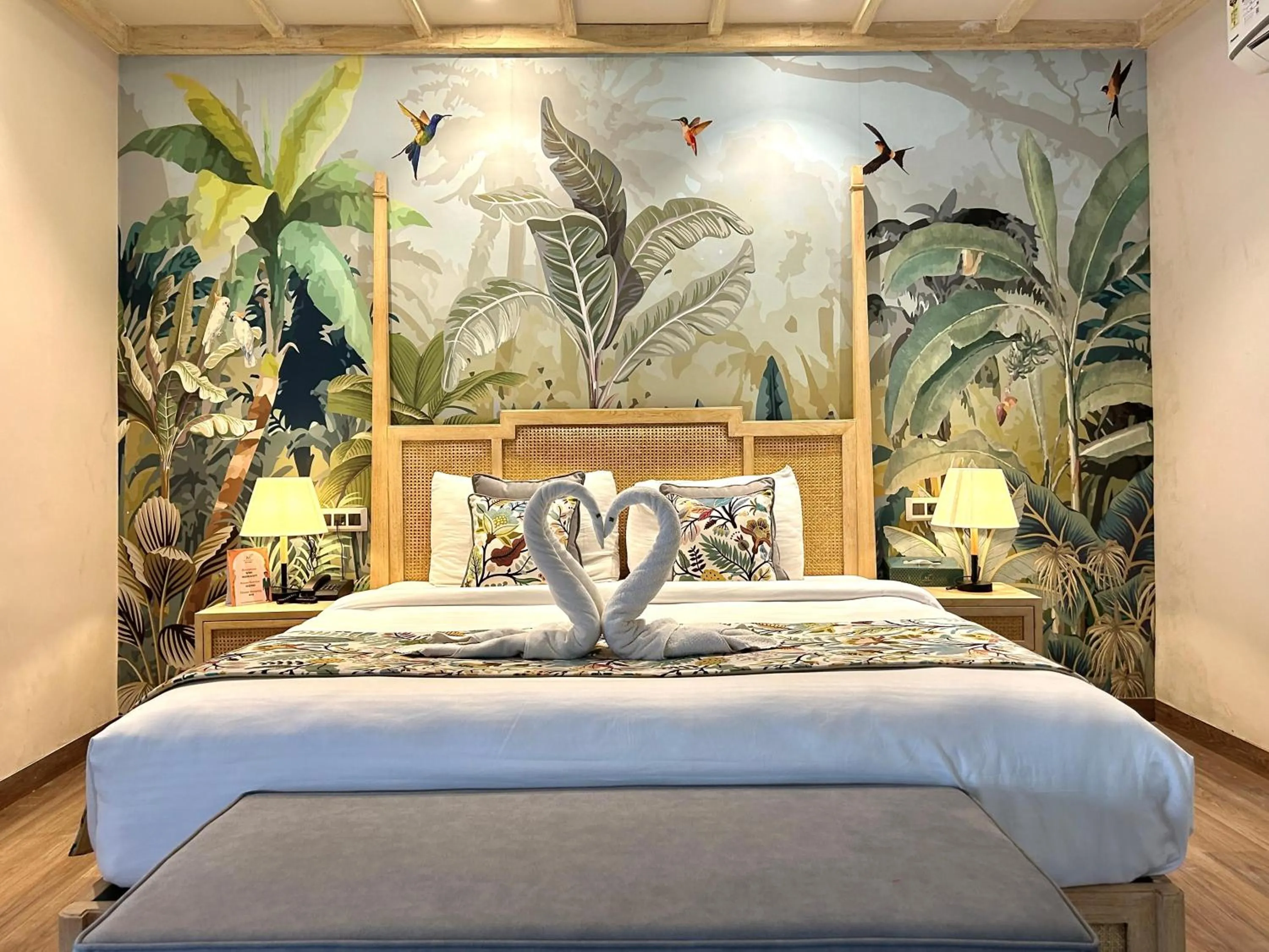 Bedroom, Bed in Manu Maharani Resort