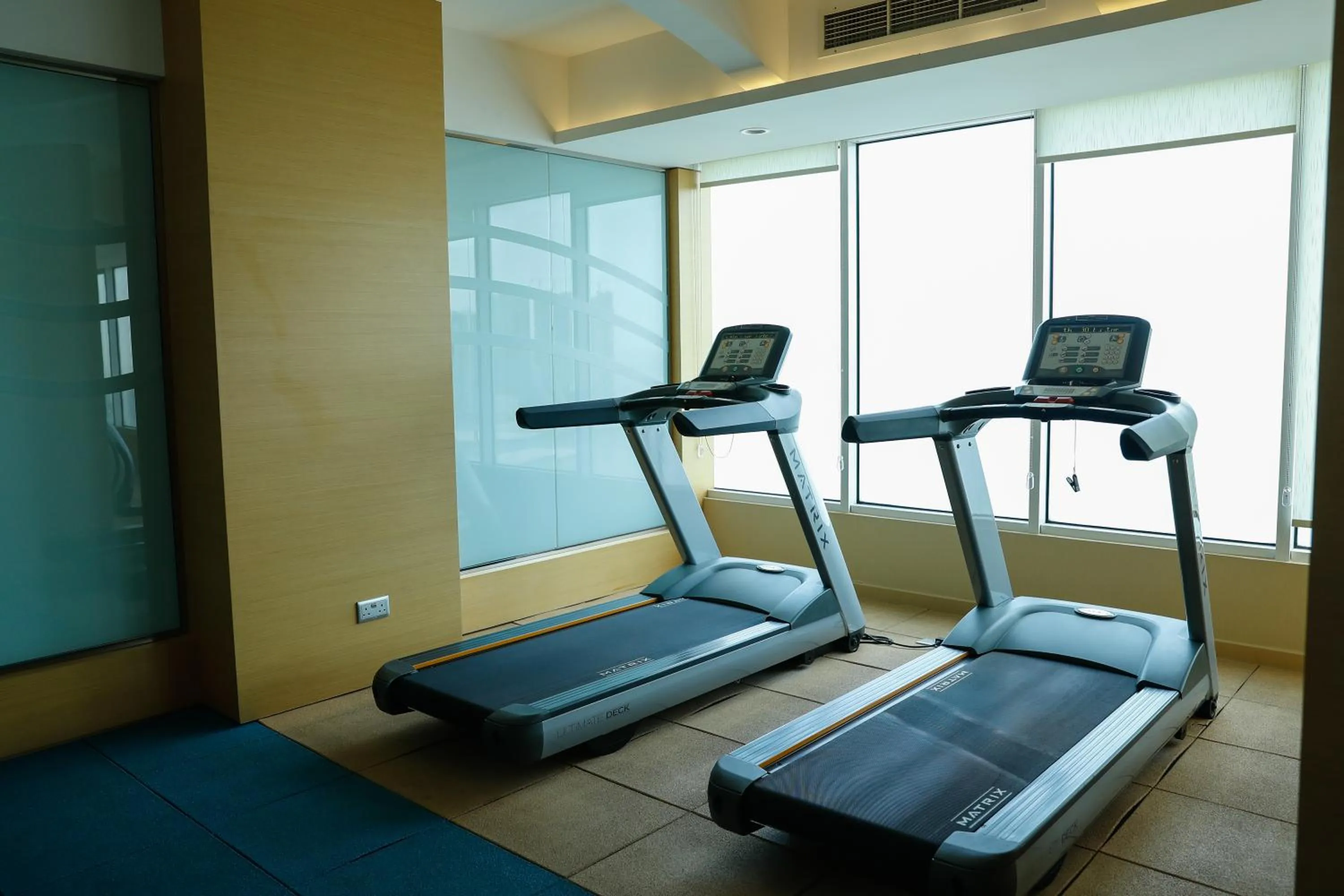 Fitness centre/facilities in Harbour Suites Hotel