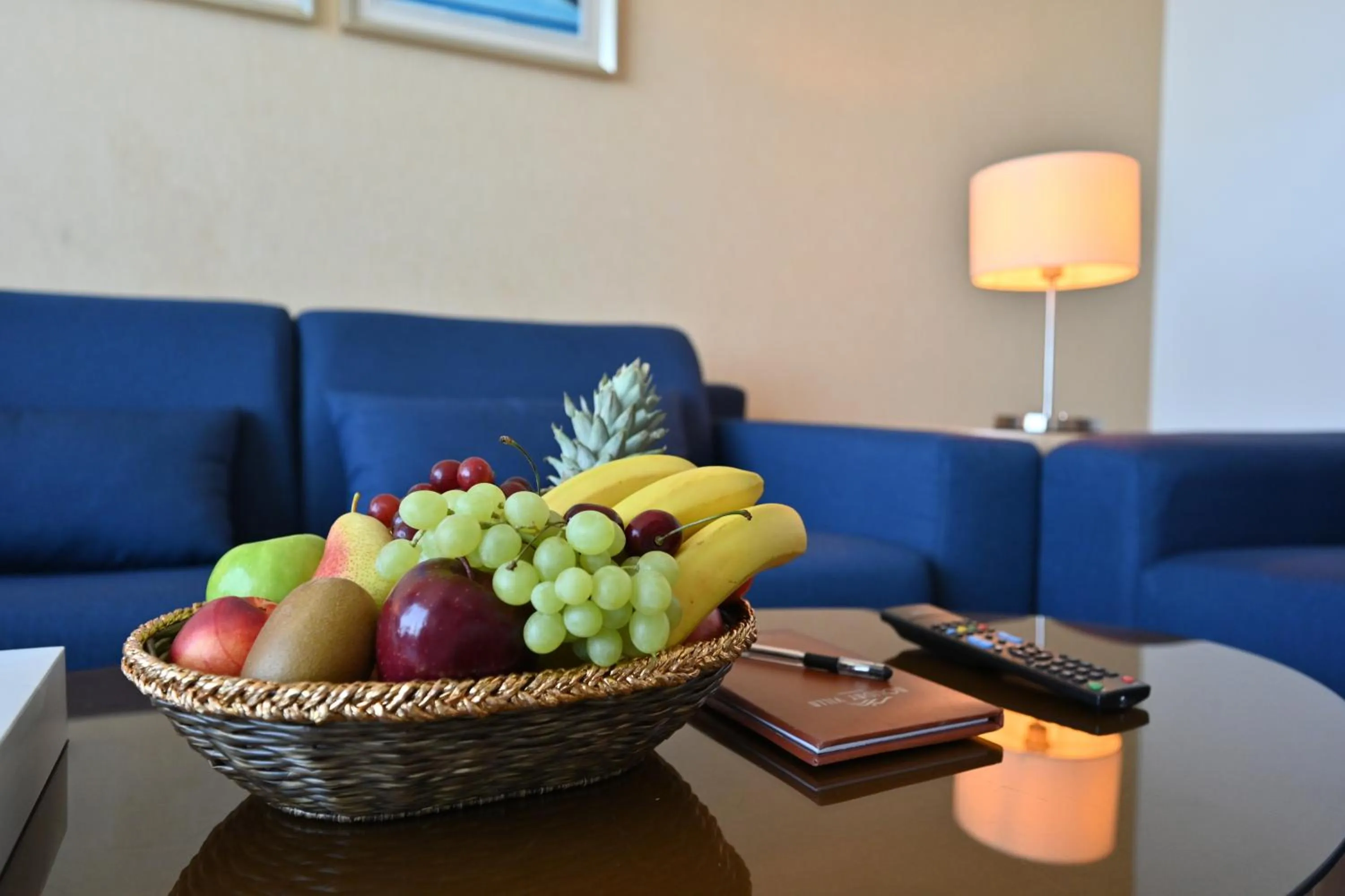 Coffee/tea facilities in Harbour Suites Hotel