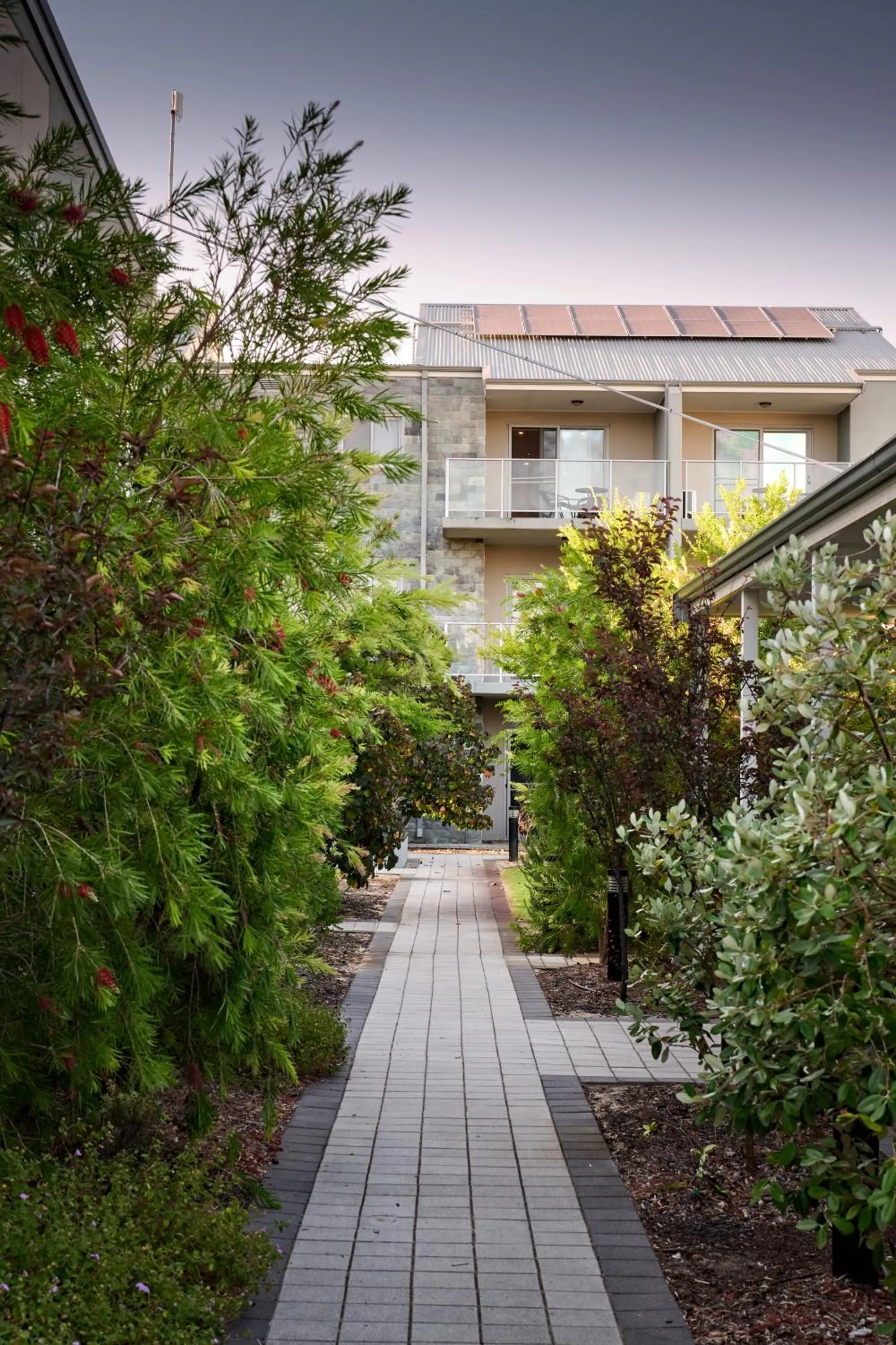 Garden in Airport Apartments by Vetroblu