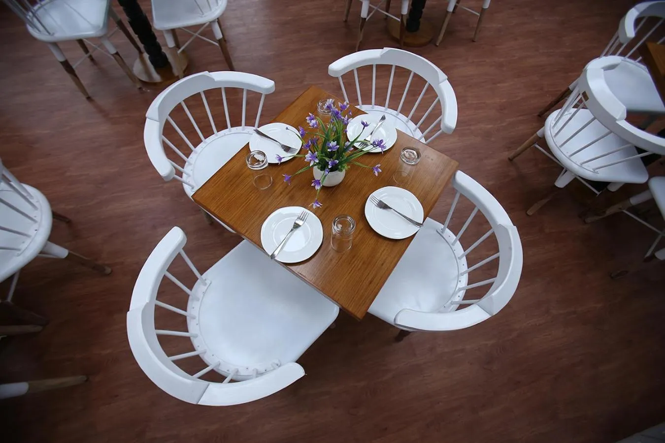 Restaurant/places to eat in Gold Stone Comfort