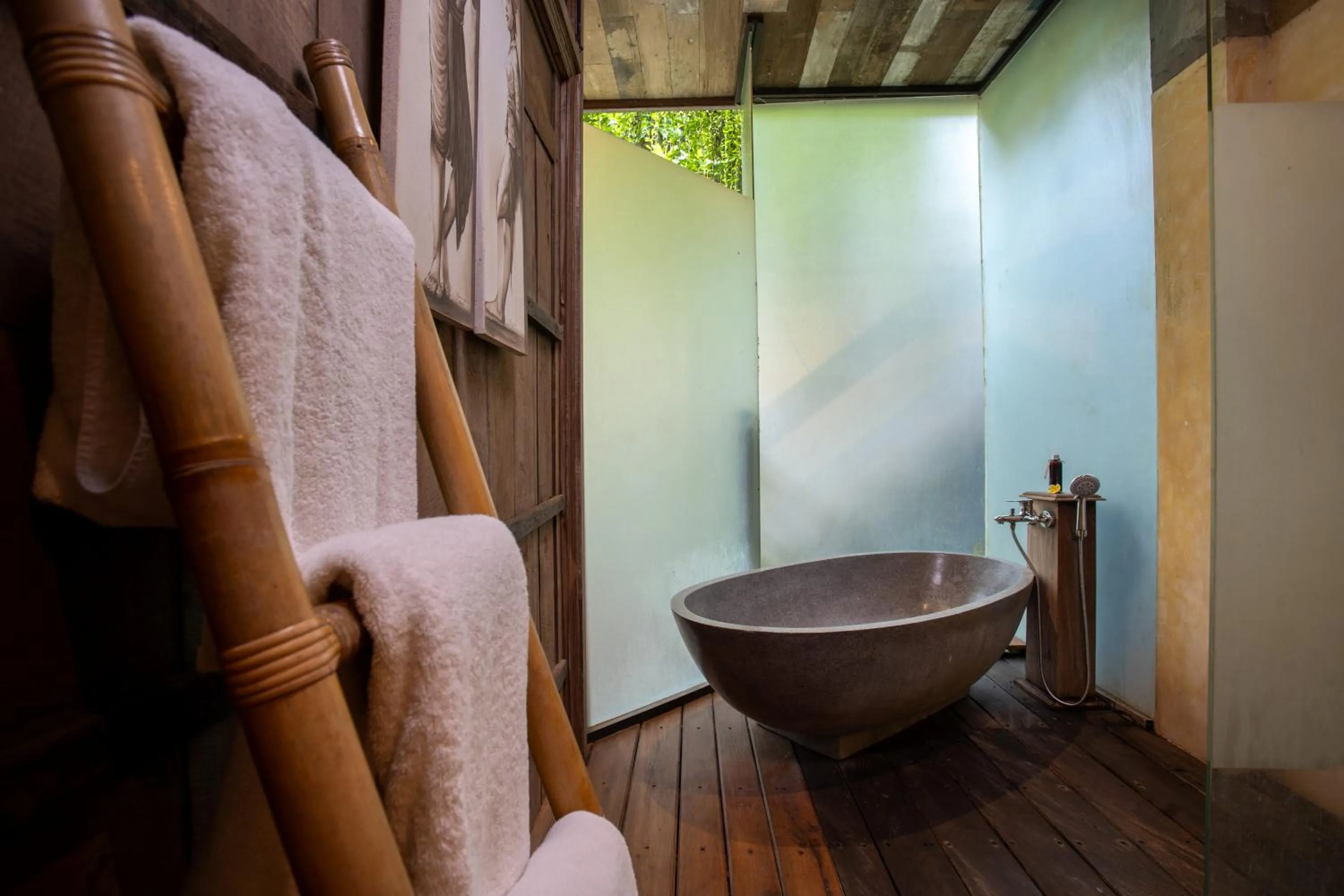 Toilet in Aryaswara Villa Ubud