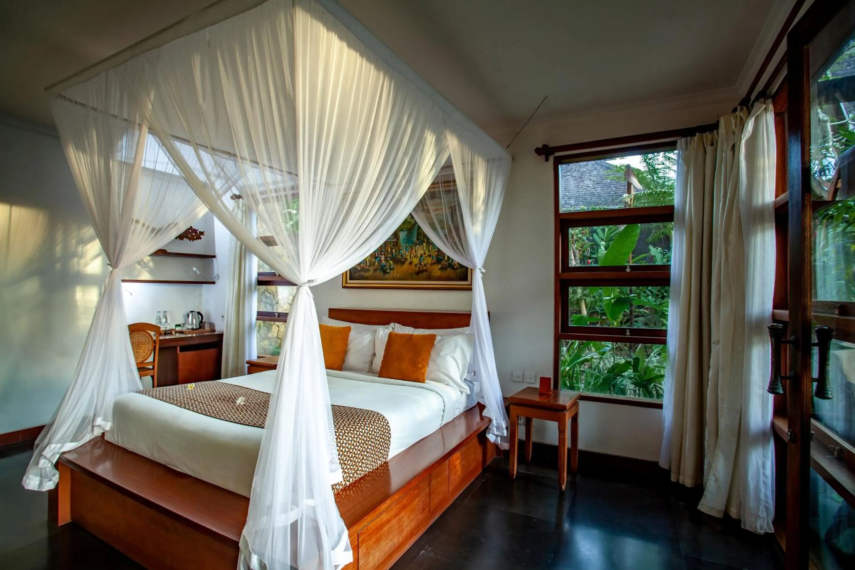 Bed in Aryaswara Villa Ubud