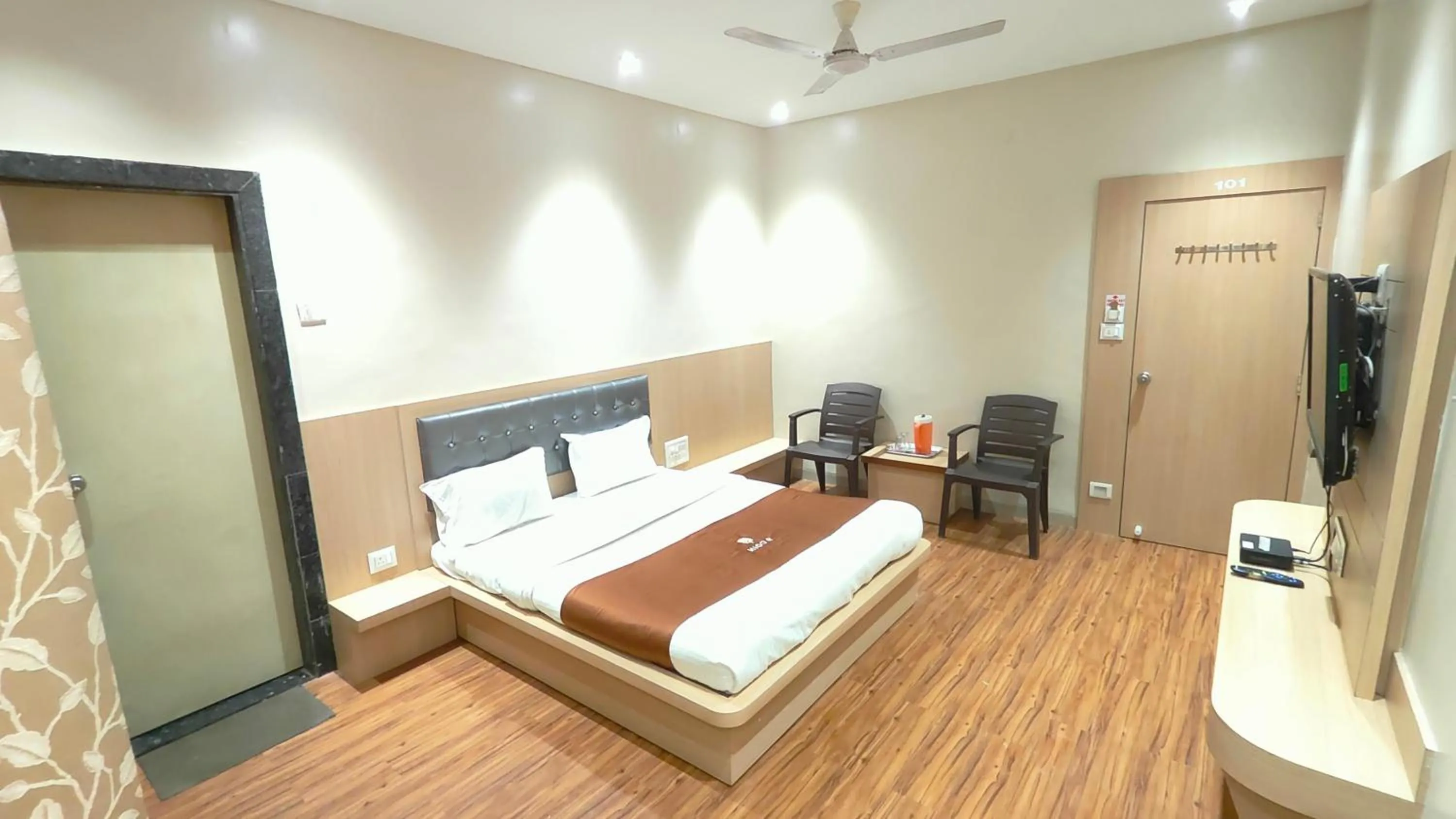 View (from property/room), Bed in Hotel Yog Palace Newly Renovated