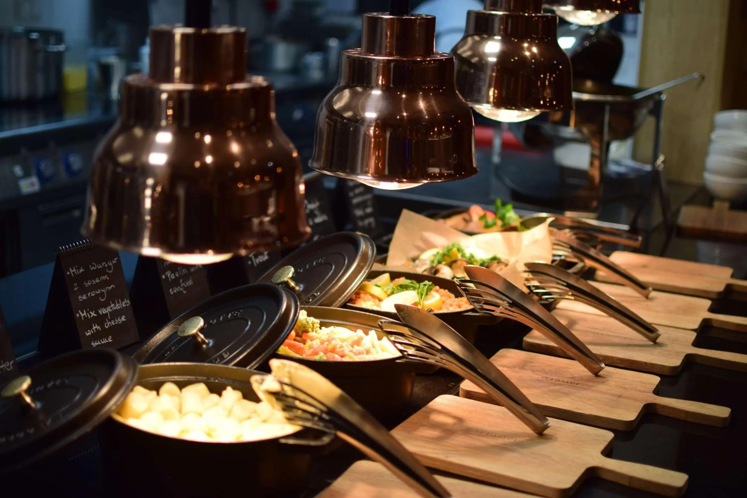 Restaurant/places to eat in Radisson Blu Hotel & Residences