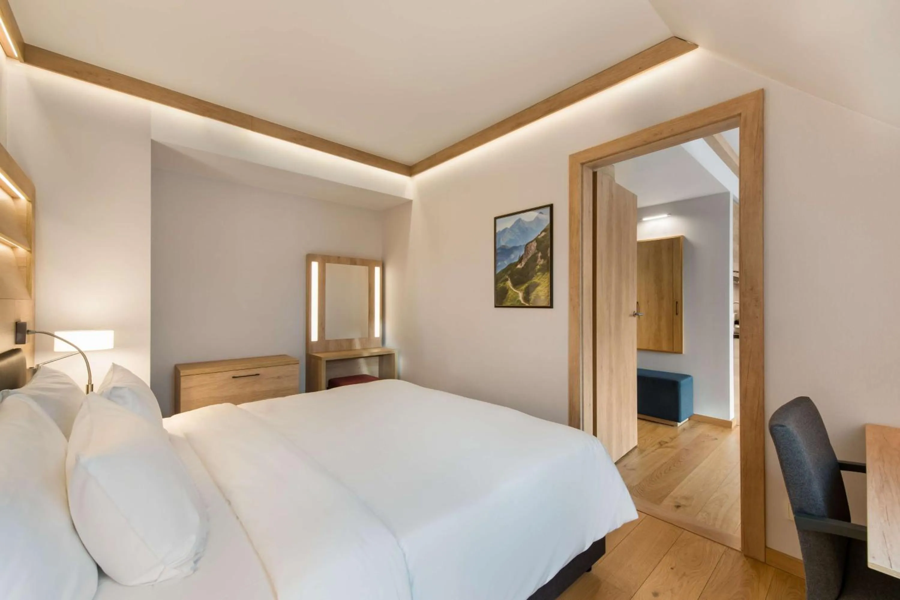 Photo of the whole room, Bed in Radisson Blu Hotel & Residences