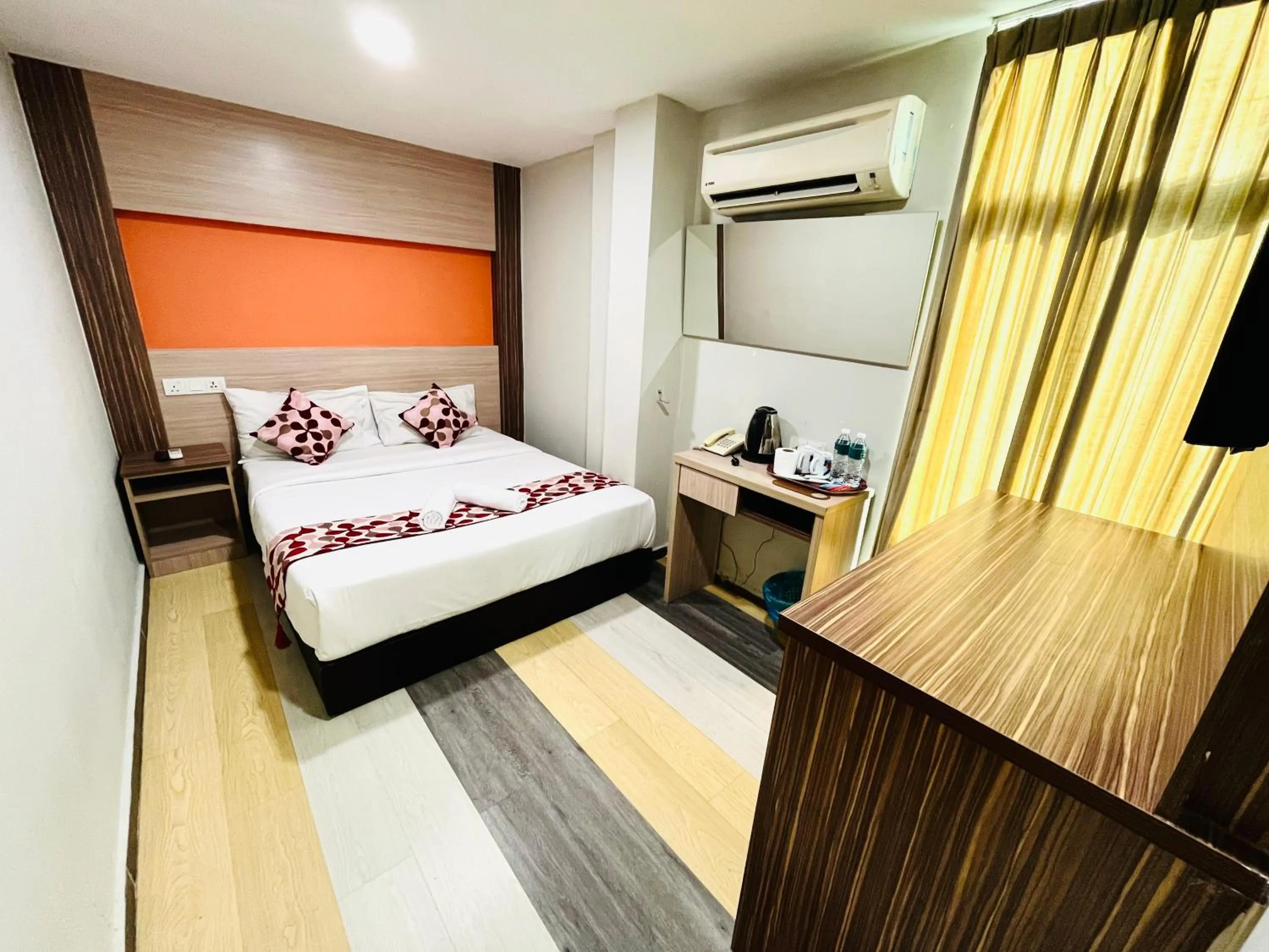 Property building, Bed in Sky Hotel @ Pudu