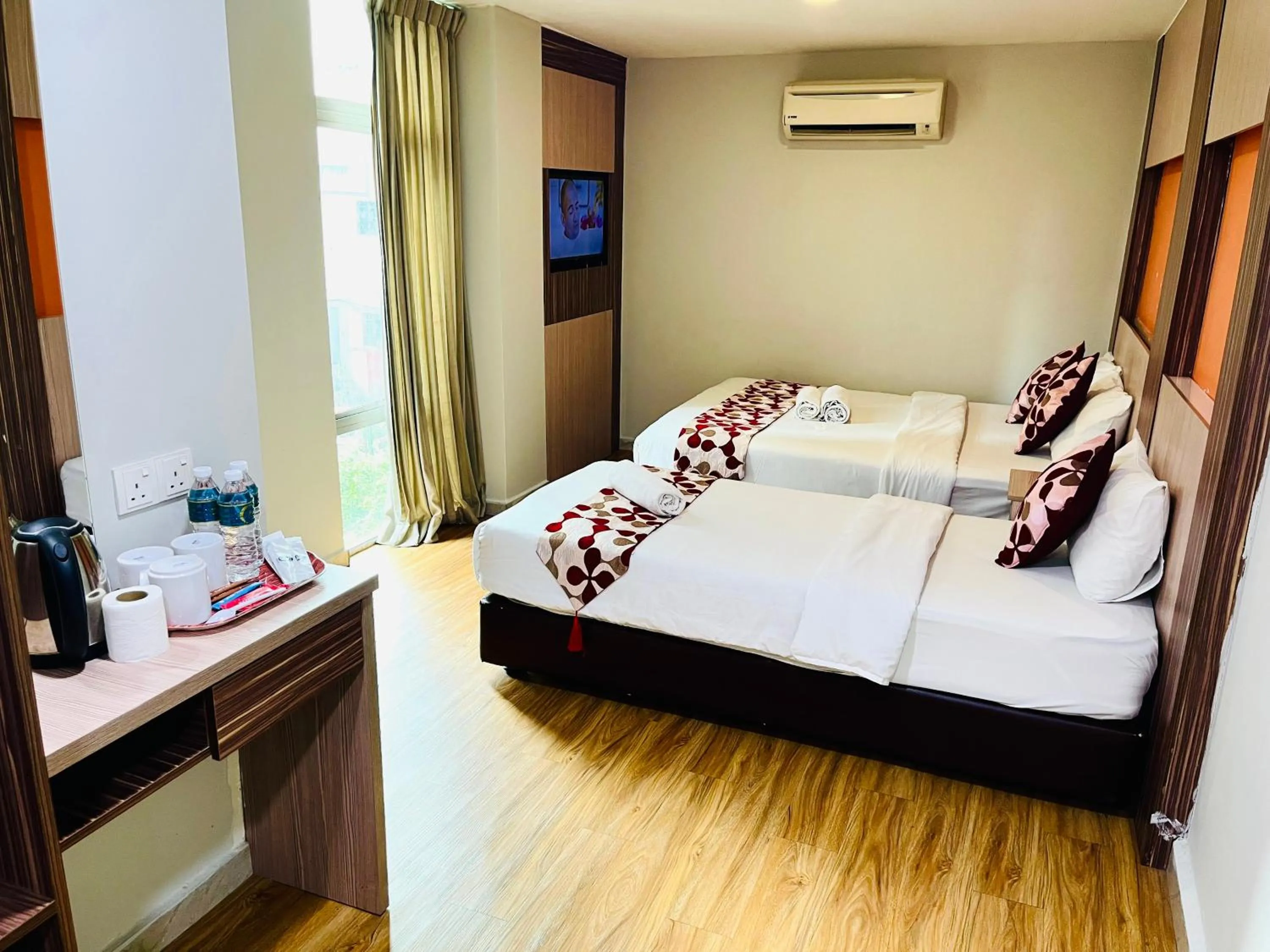 Property building, Bed in Sky Hotel @ Pudu