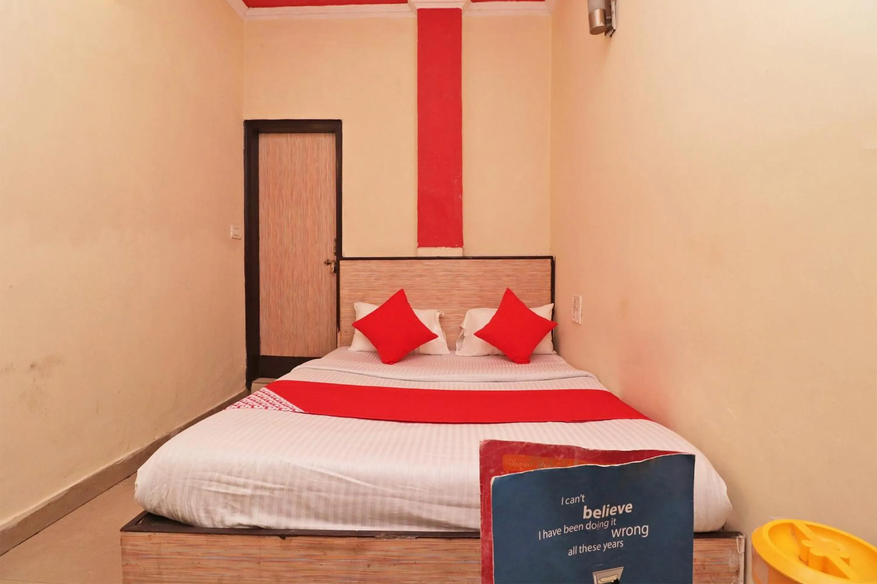 Super OYO 27596 Hotel Parkash dx