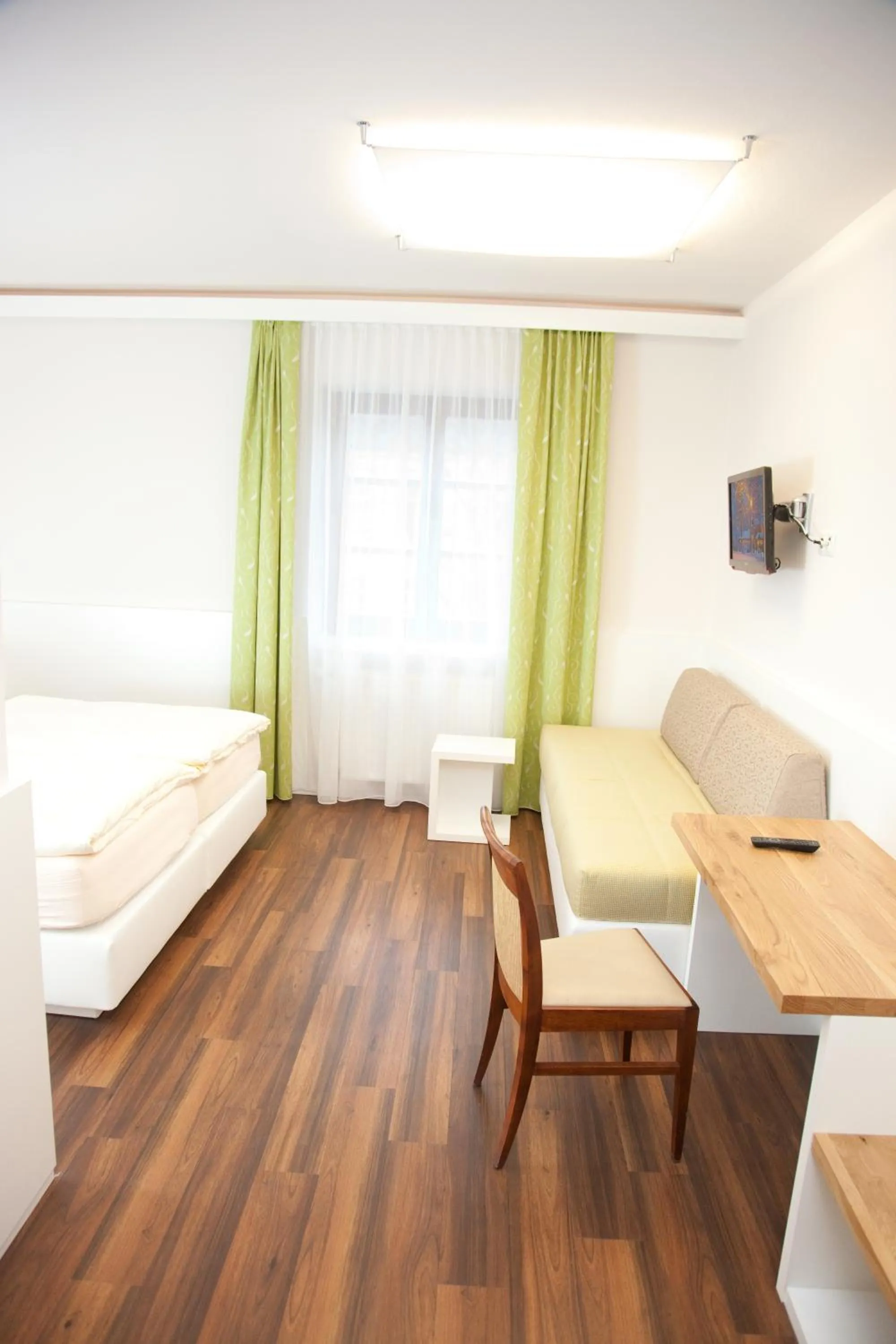 Bed in Gasthof Pack "Zur Lebing Au"