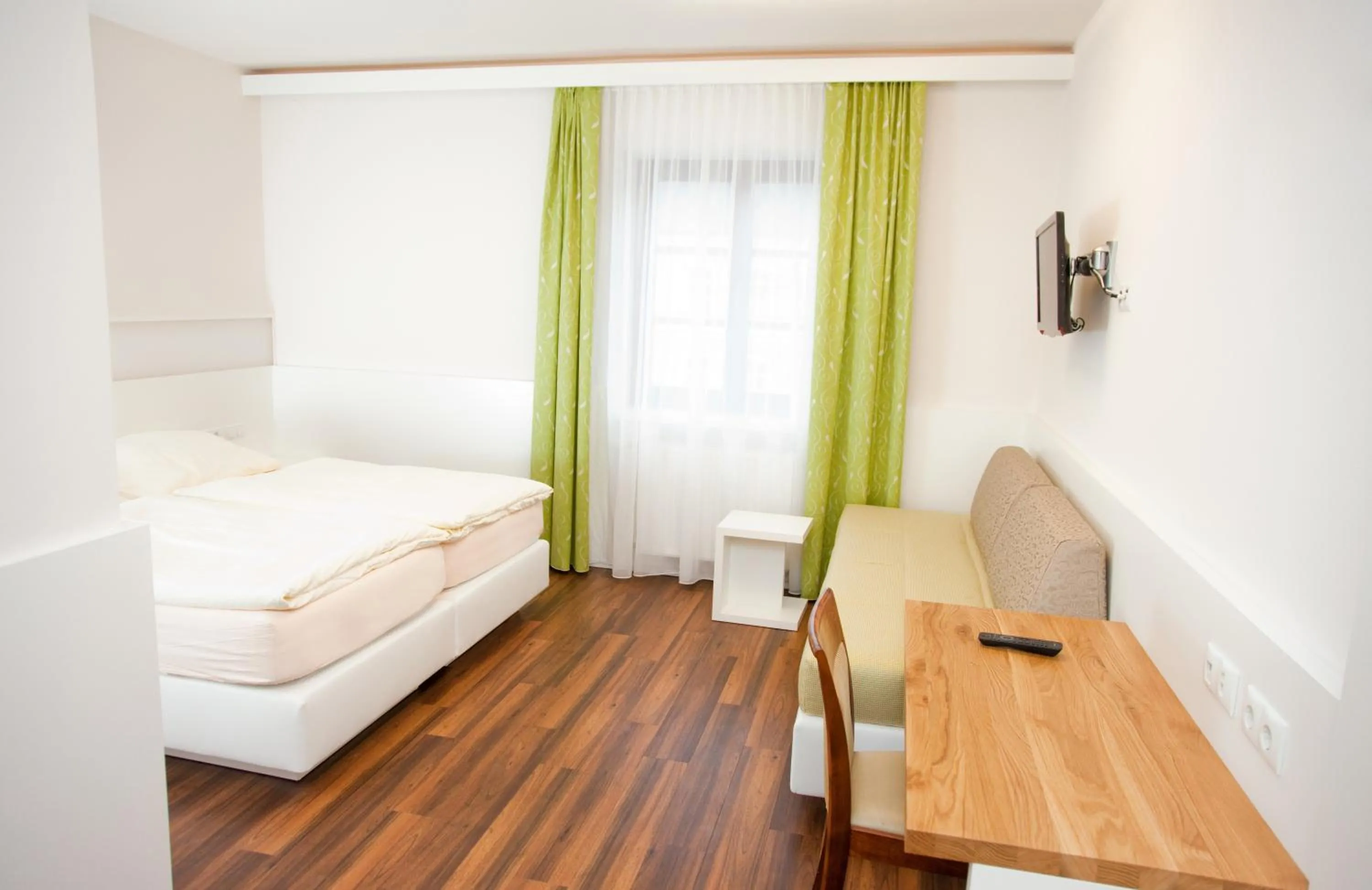 Bed in Gasthof Pack "Zur Lebing Au"