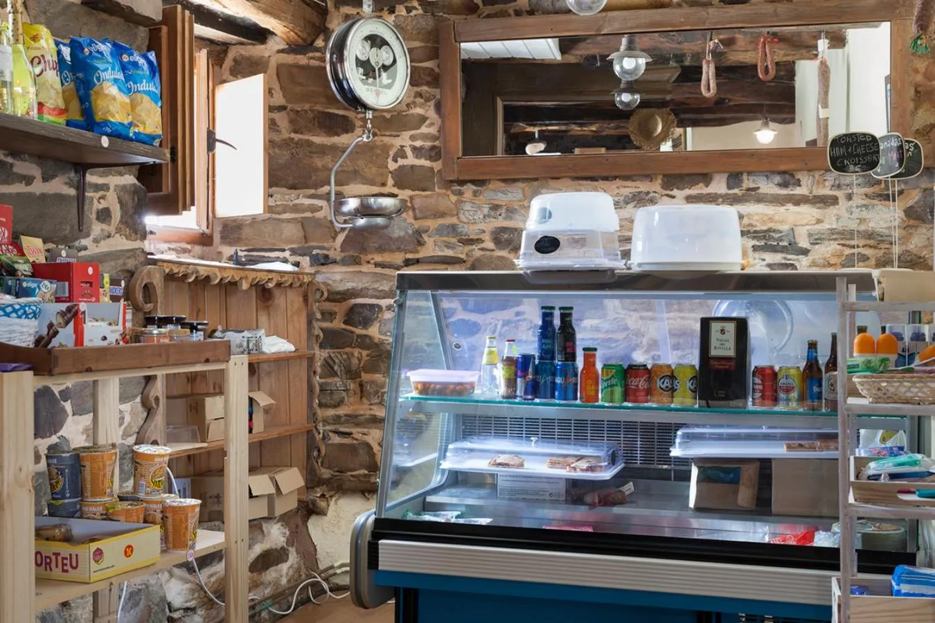 Internal: Not applicable to any particular room in La Rosa del Agua