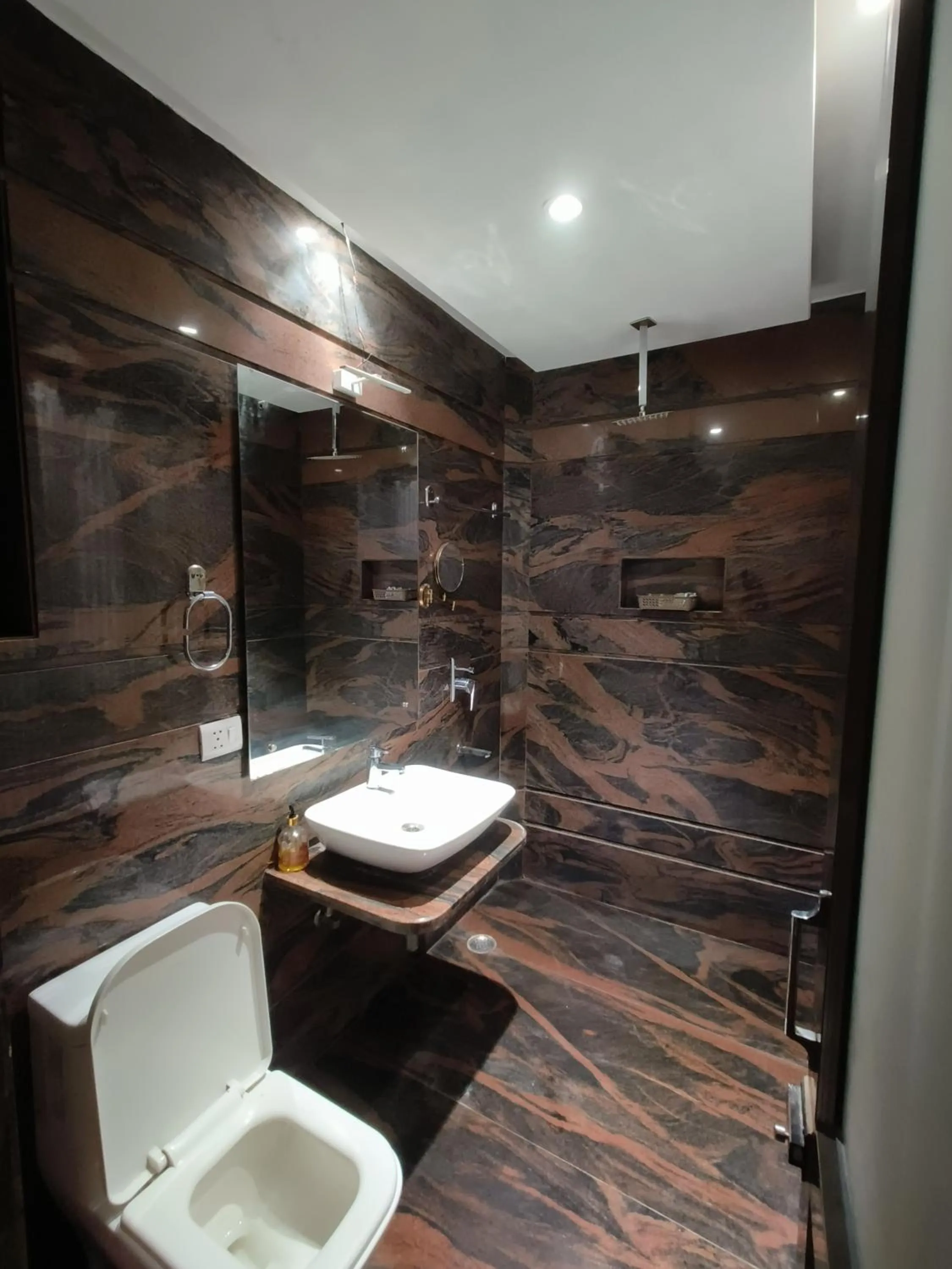 JJK Rukmini Vilas Hotel & Banquet