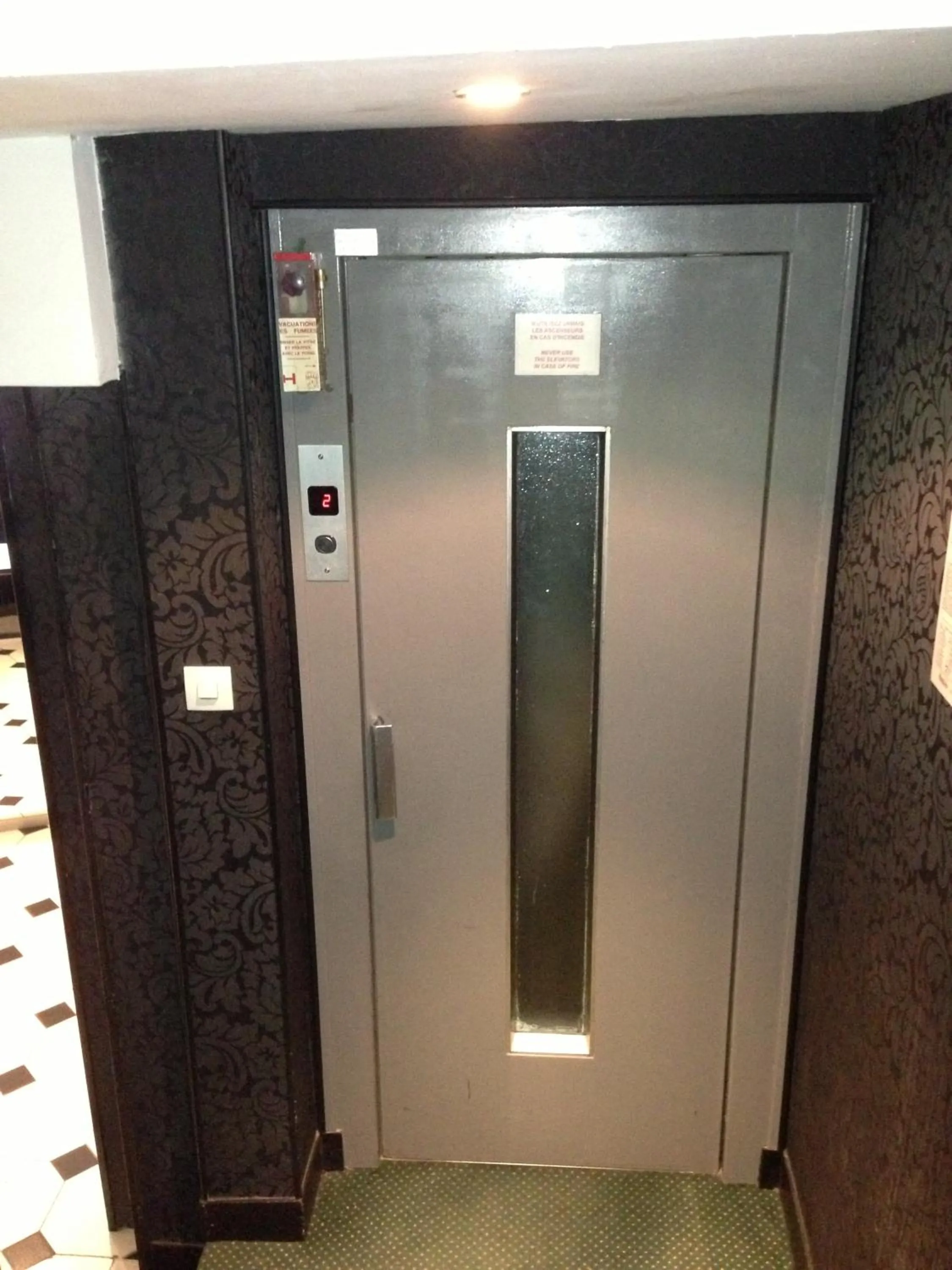 Decorative detail, Bathroom in Hotel Agora