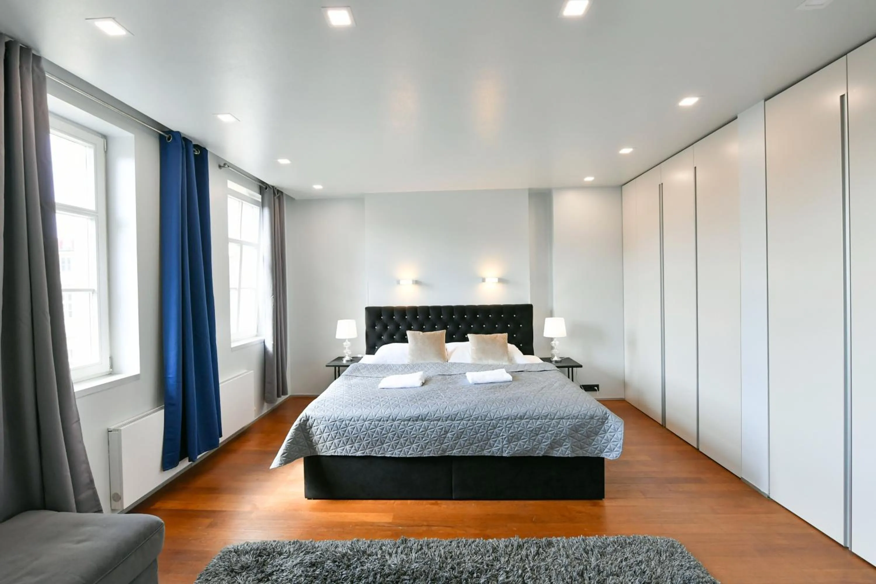LUXURY CENTRAL DUPLEX WITH TERRACE